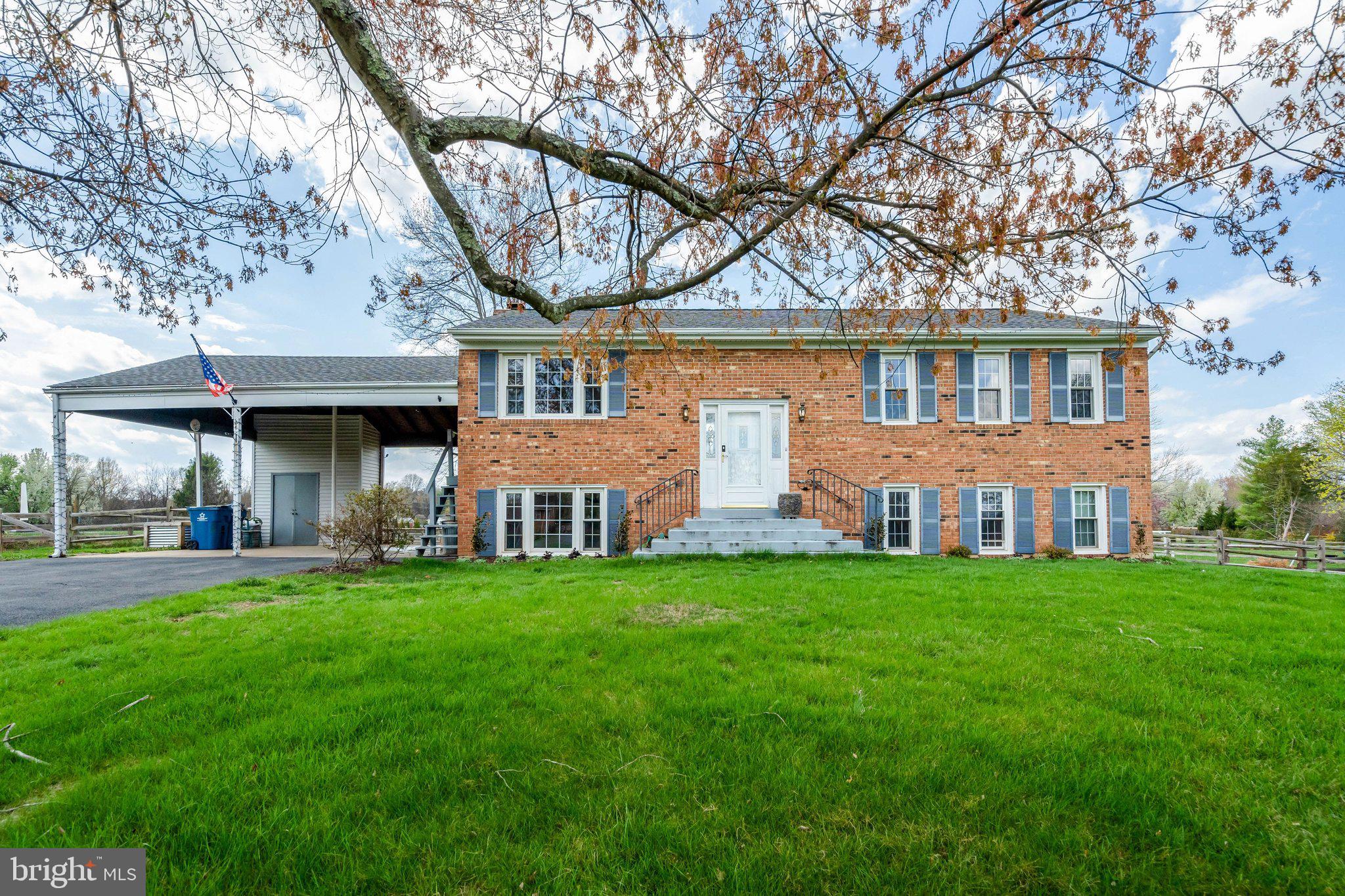 HAYMARKET TOWN - Residential