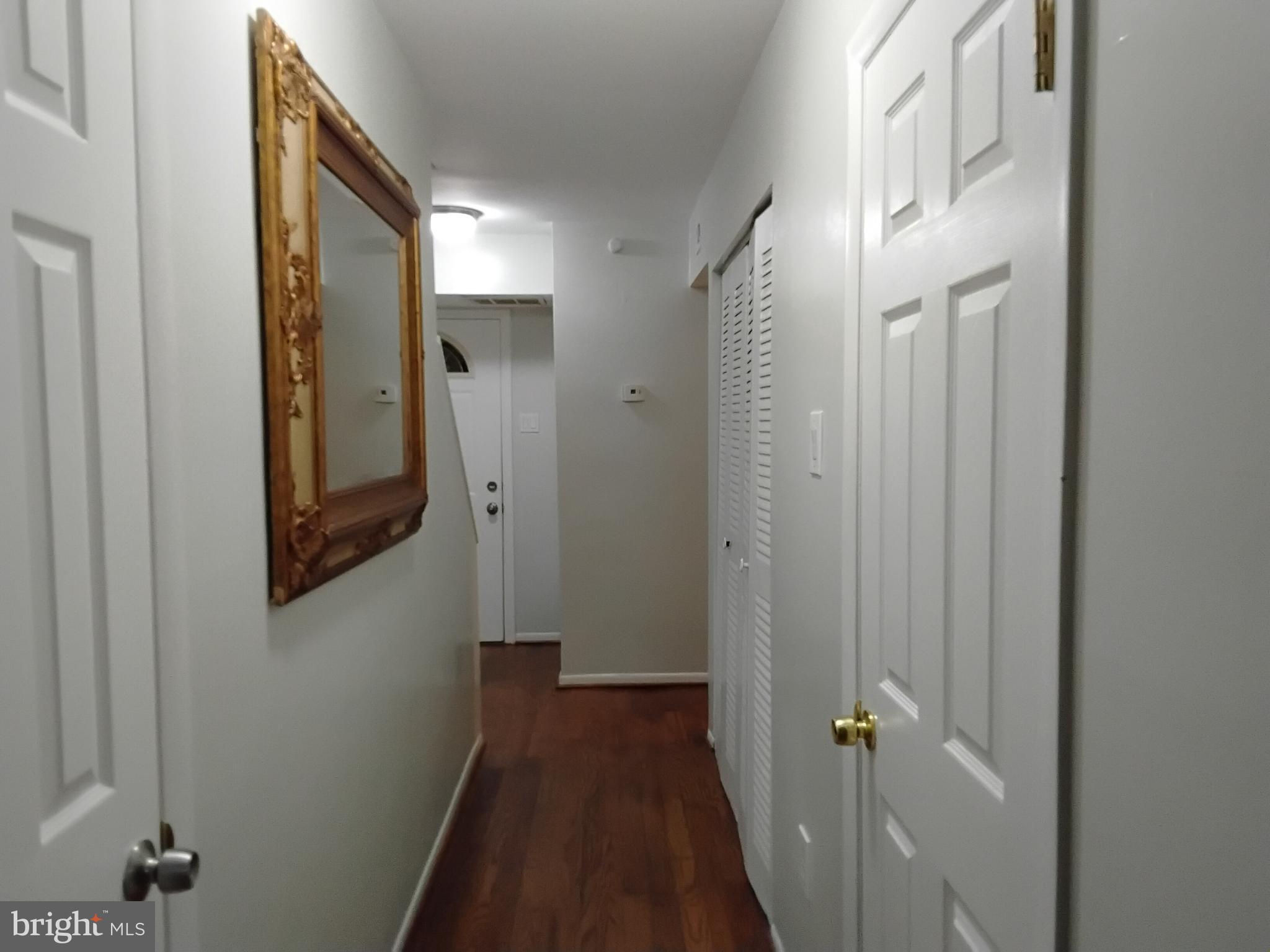 GLASSMANOR - Residential Lease