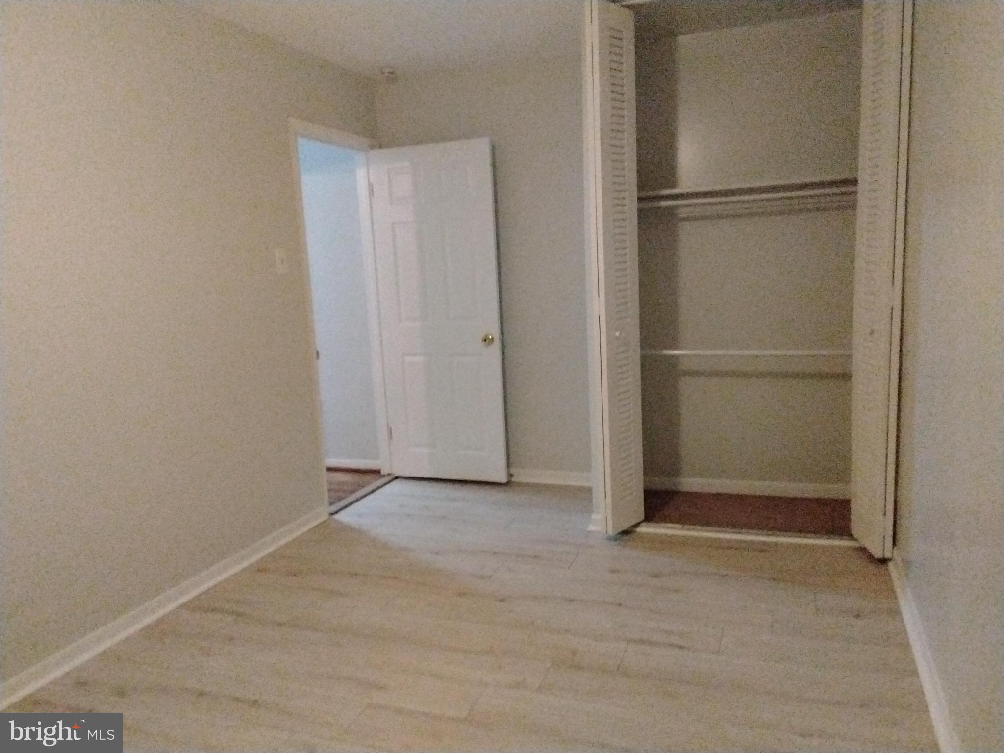 GLASSMANOR - Residential Lease