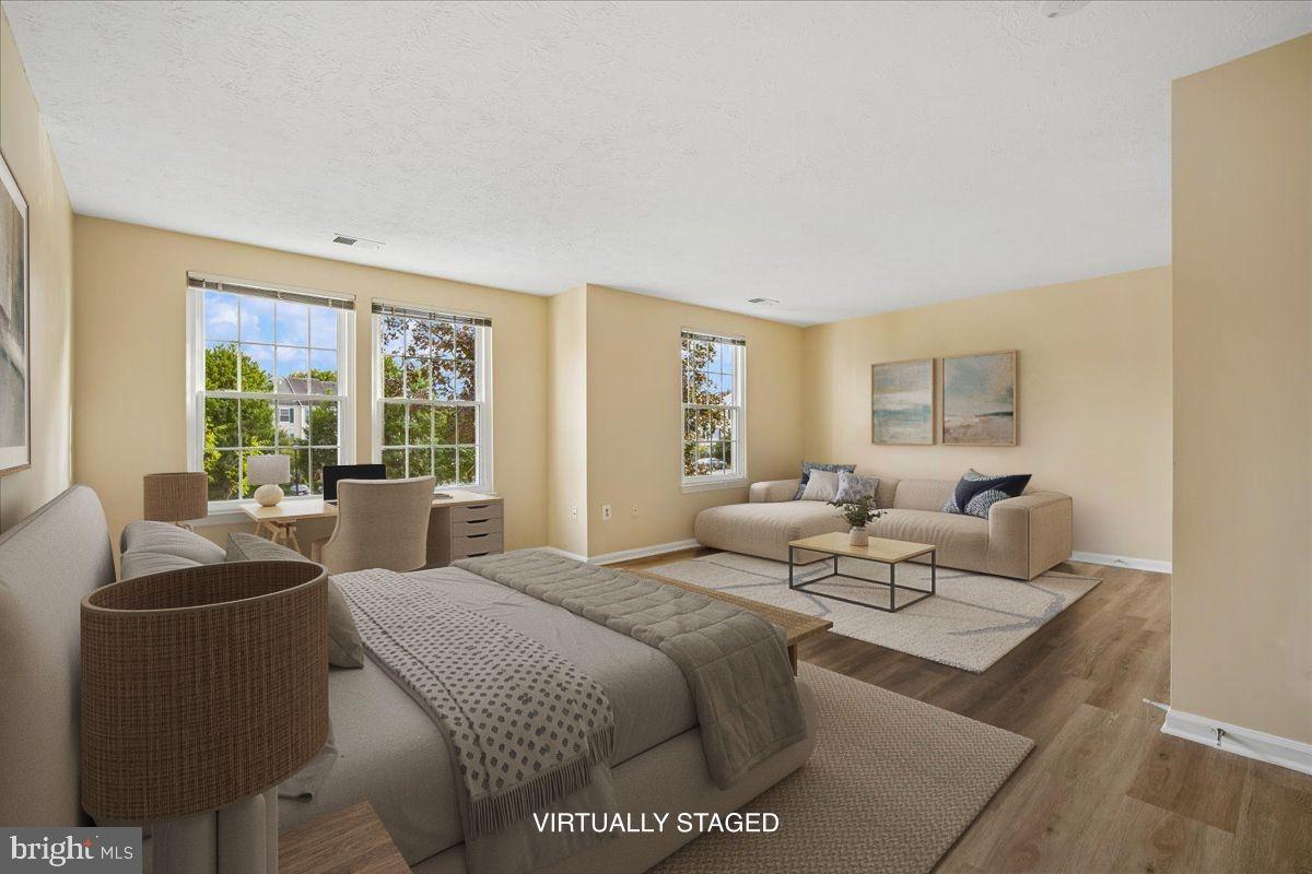 407 PALMTREE DRIVE