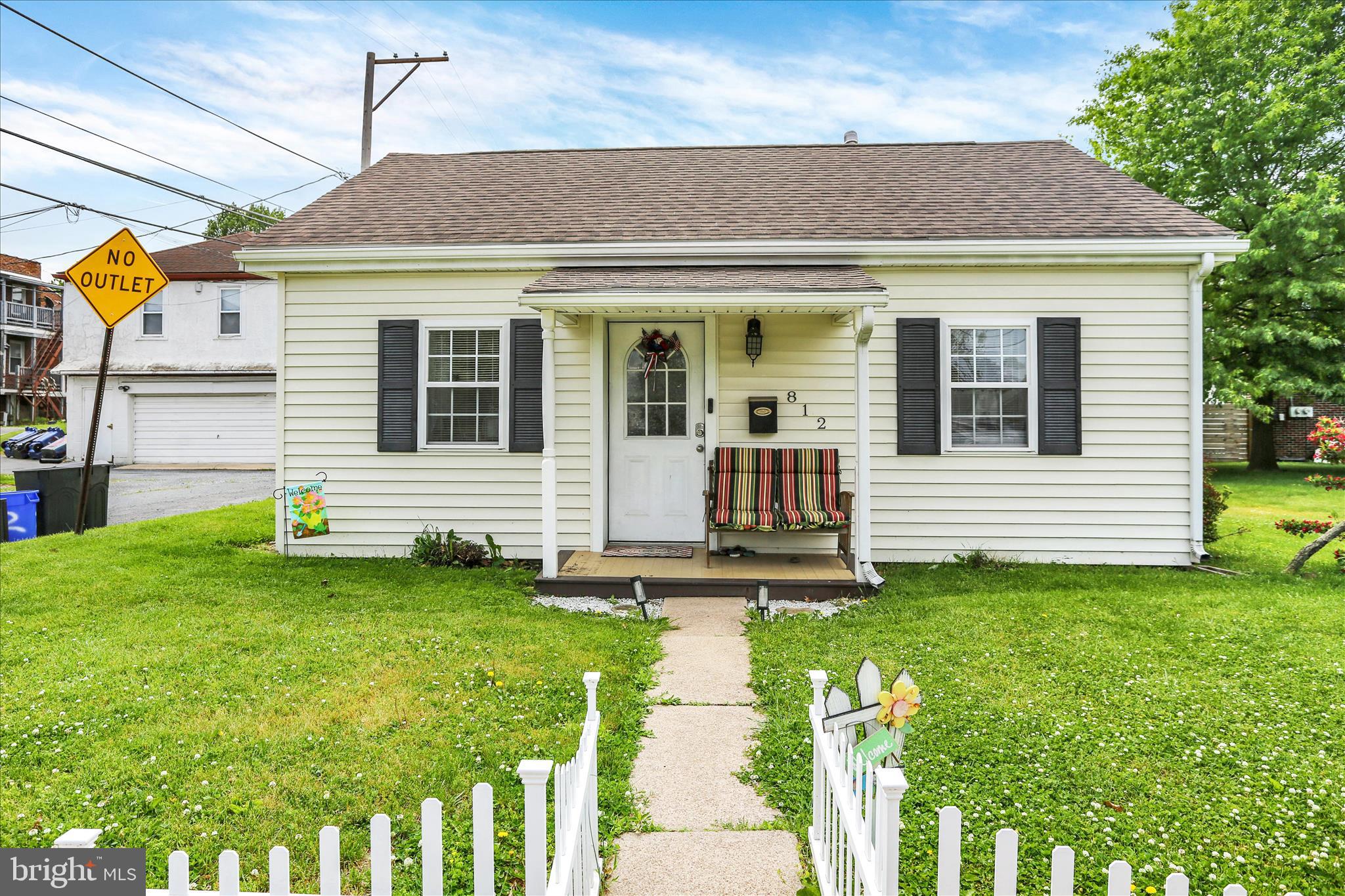 812 HAY ROAD