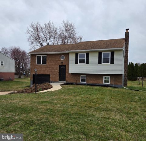 4273 MARLBOROUGH ROAD DOVER PA 17315