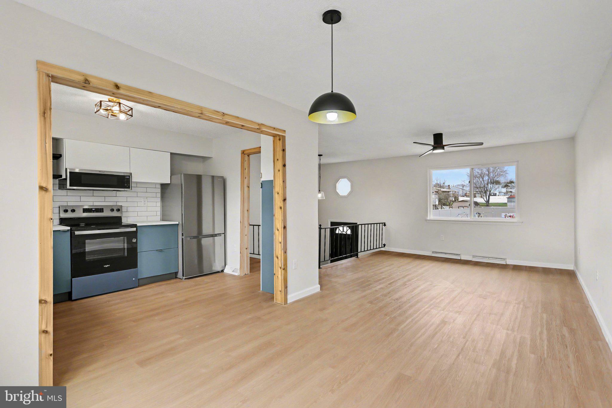 EDGEWOOD PARK - Residential