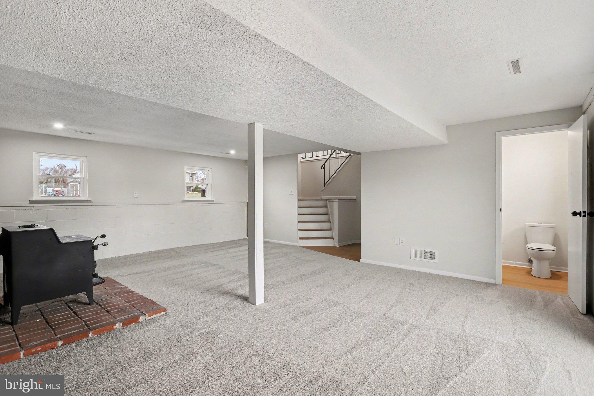 EDGEWOOD PARK - Residential