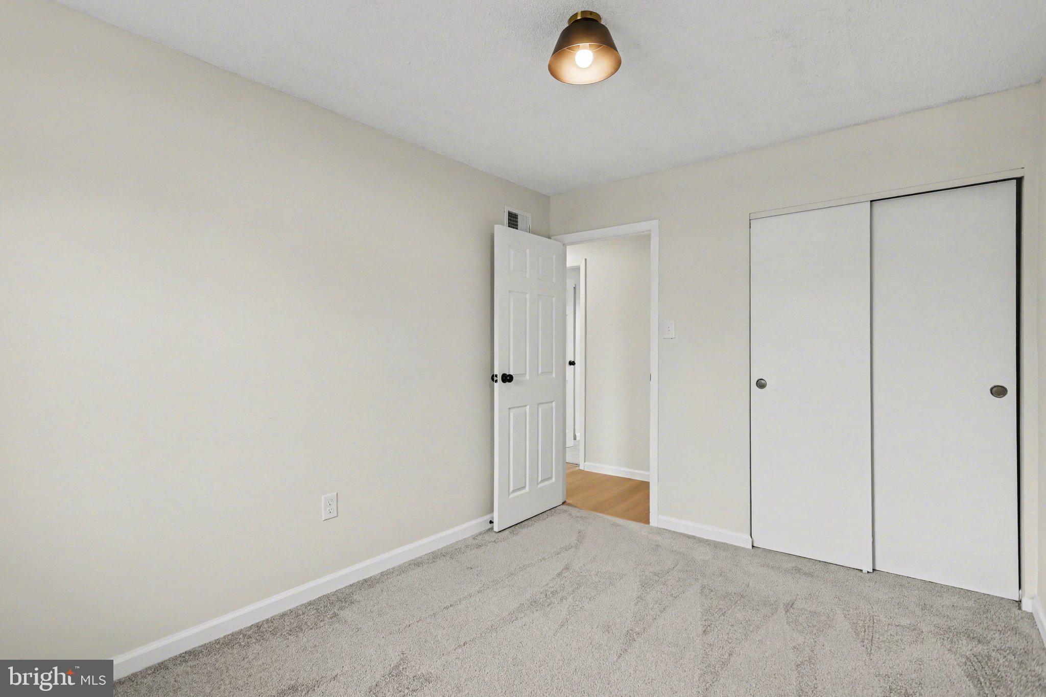 EDGEWOOD PARK - Residential