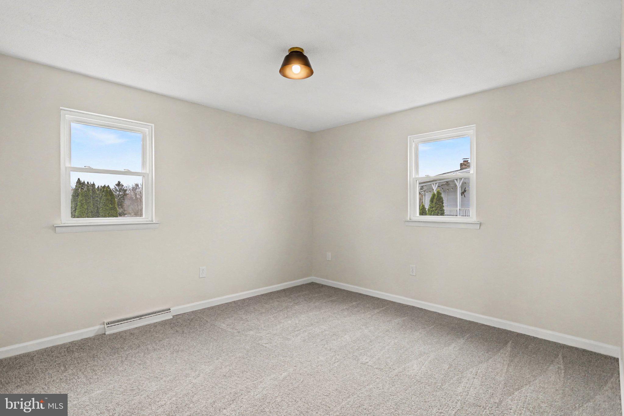 EDGEWOOD PARK - Residential