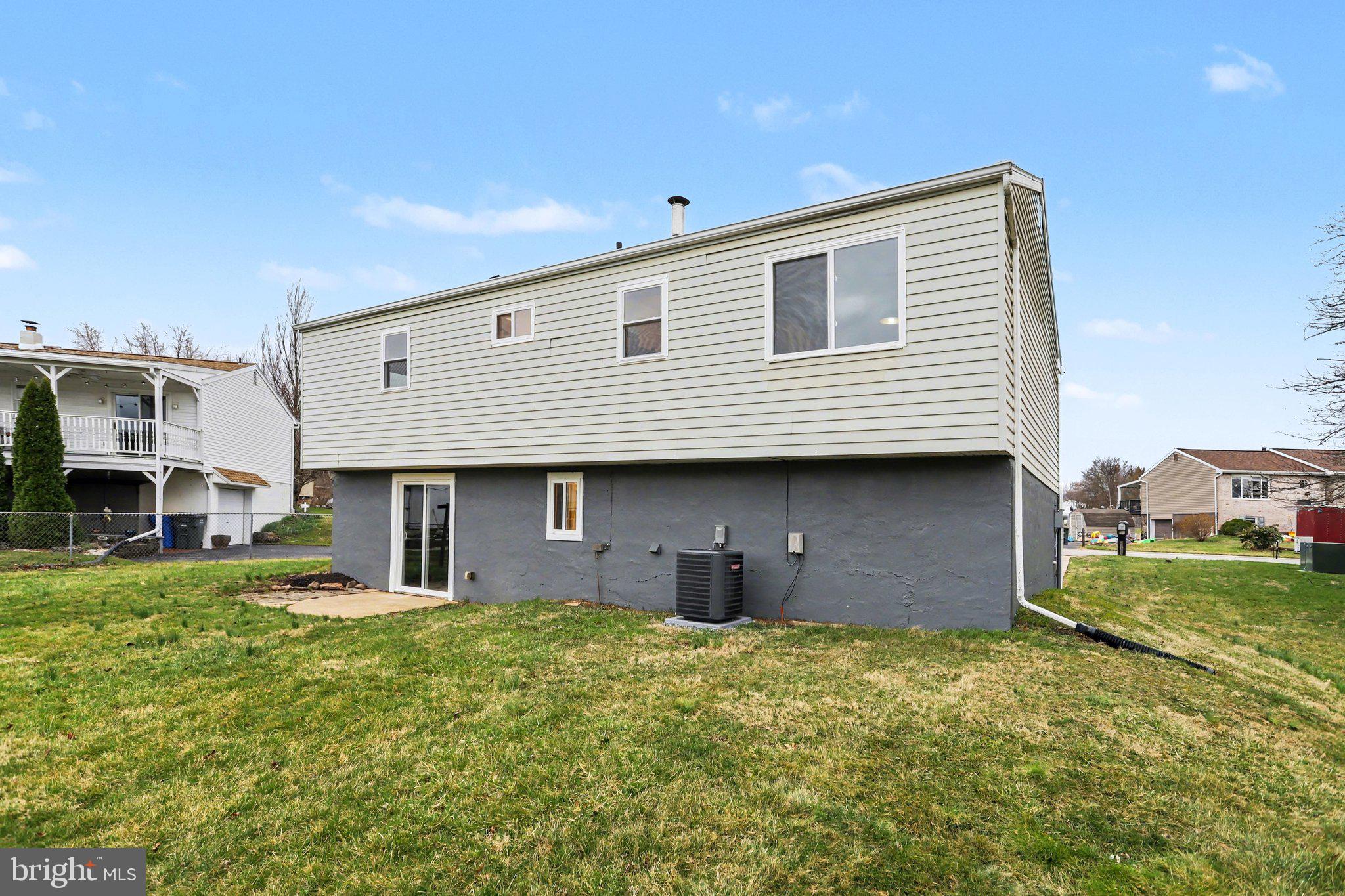 EDGEWOOD PARK - Residential