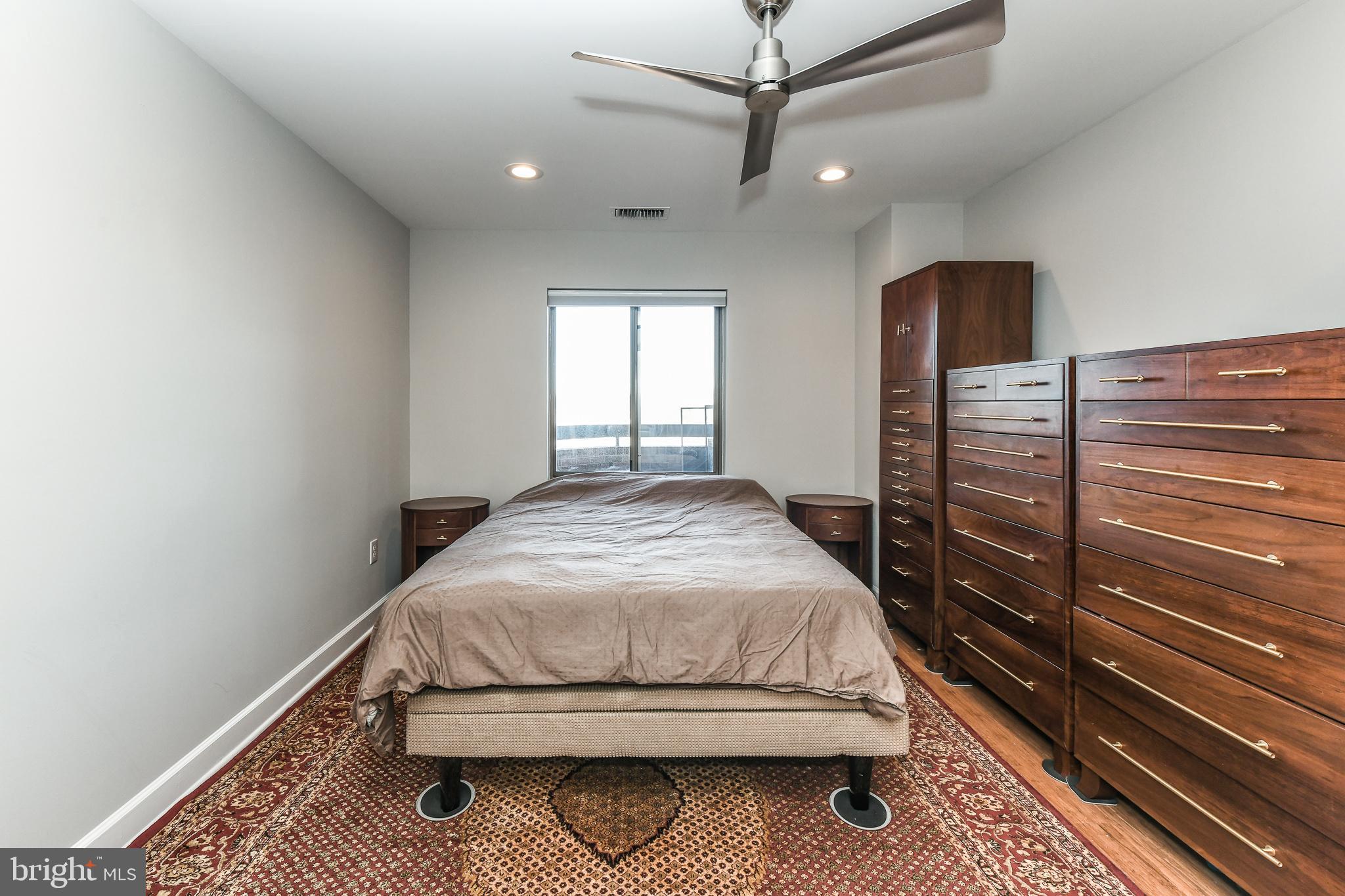 BALLSTON PARK - Residential Lease