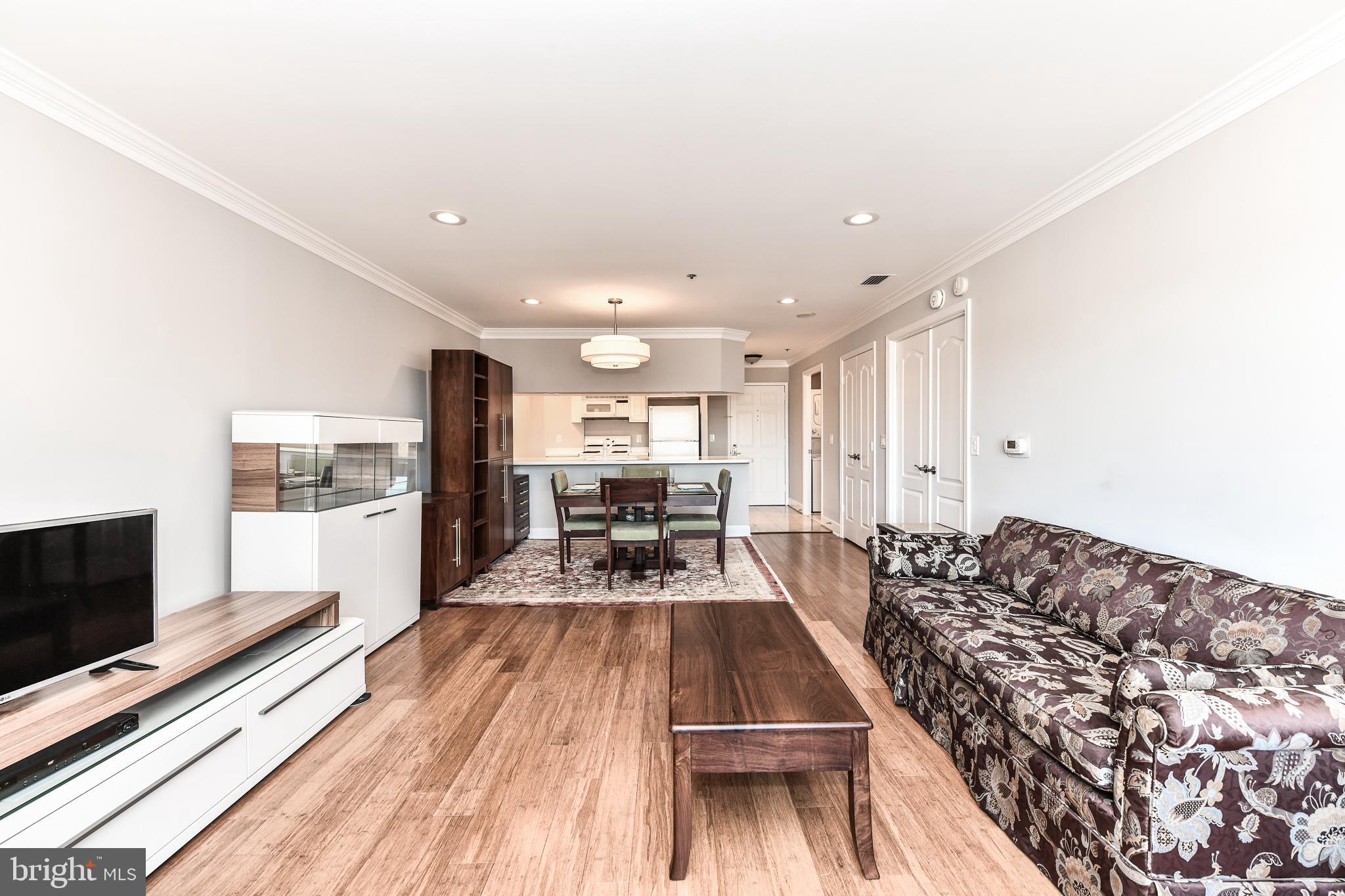 BALLSTON PARK - Residential Lease