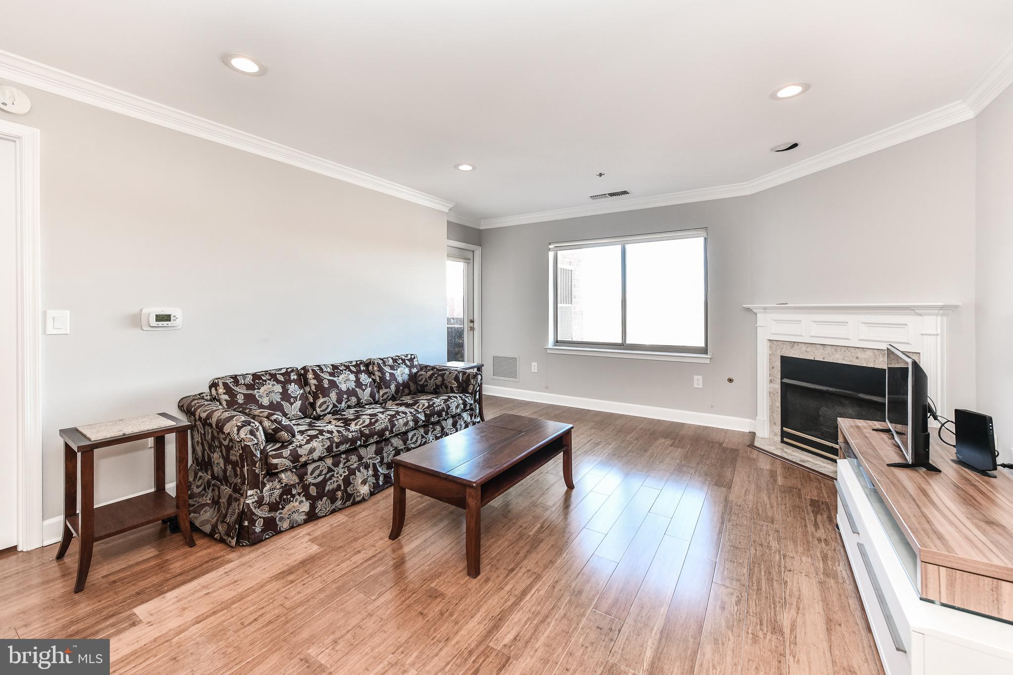 BALLSTON PARK - Residential Lease