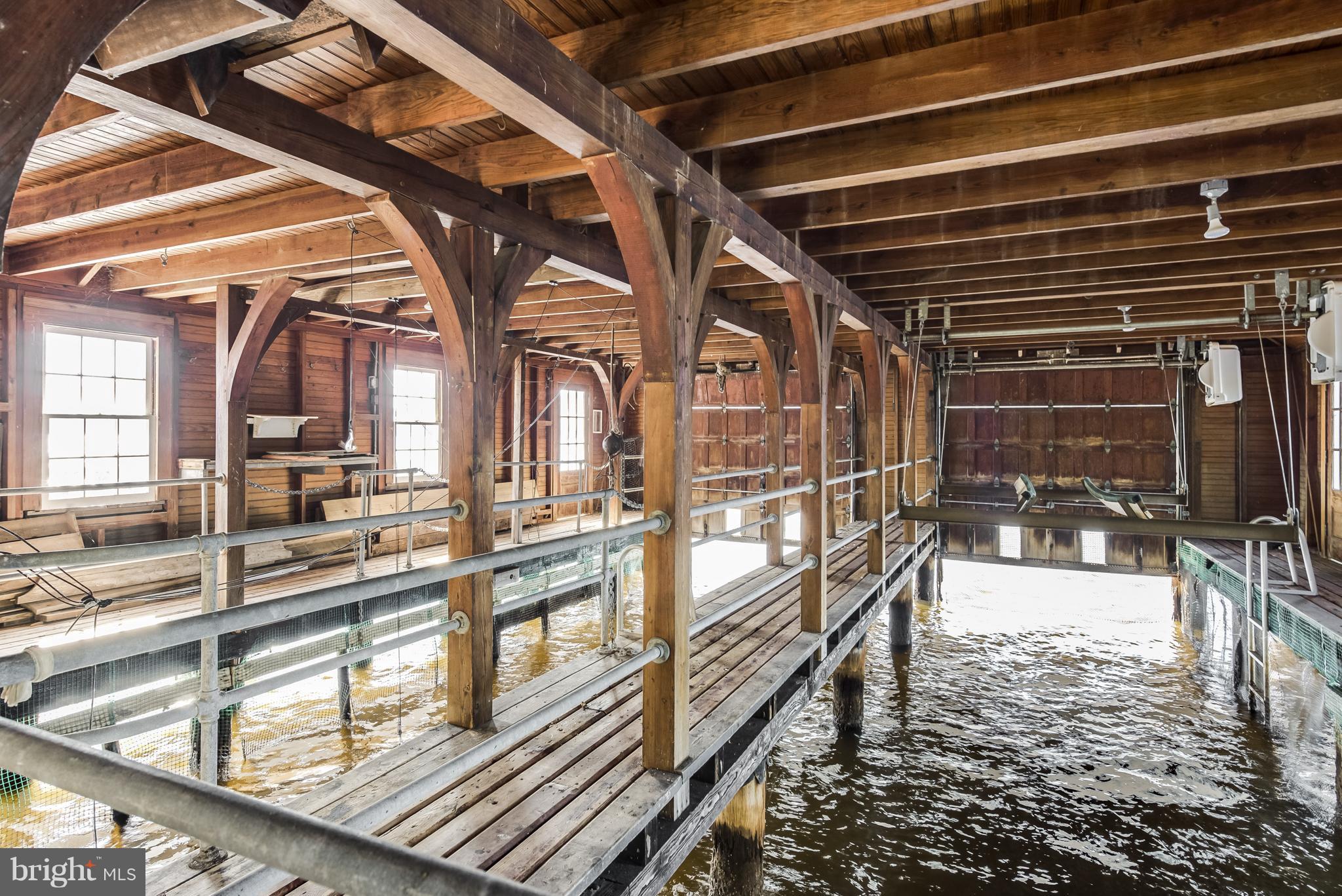 HARLEQUIN - Residential