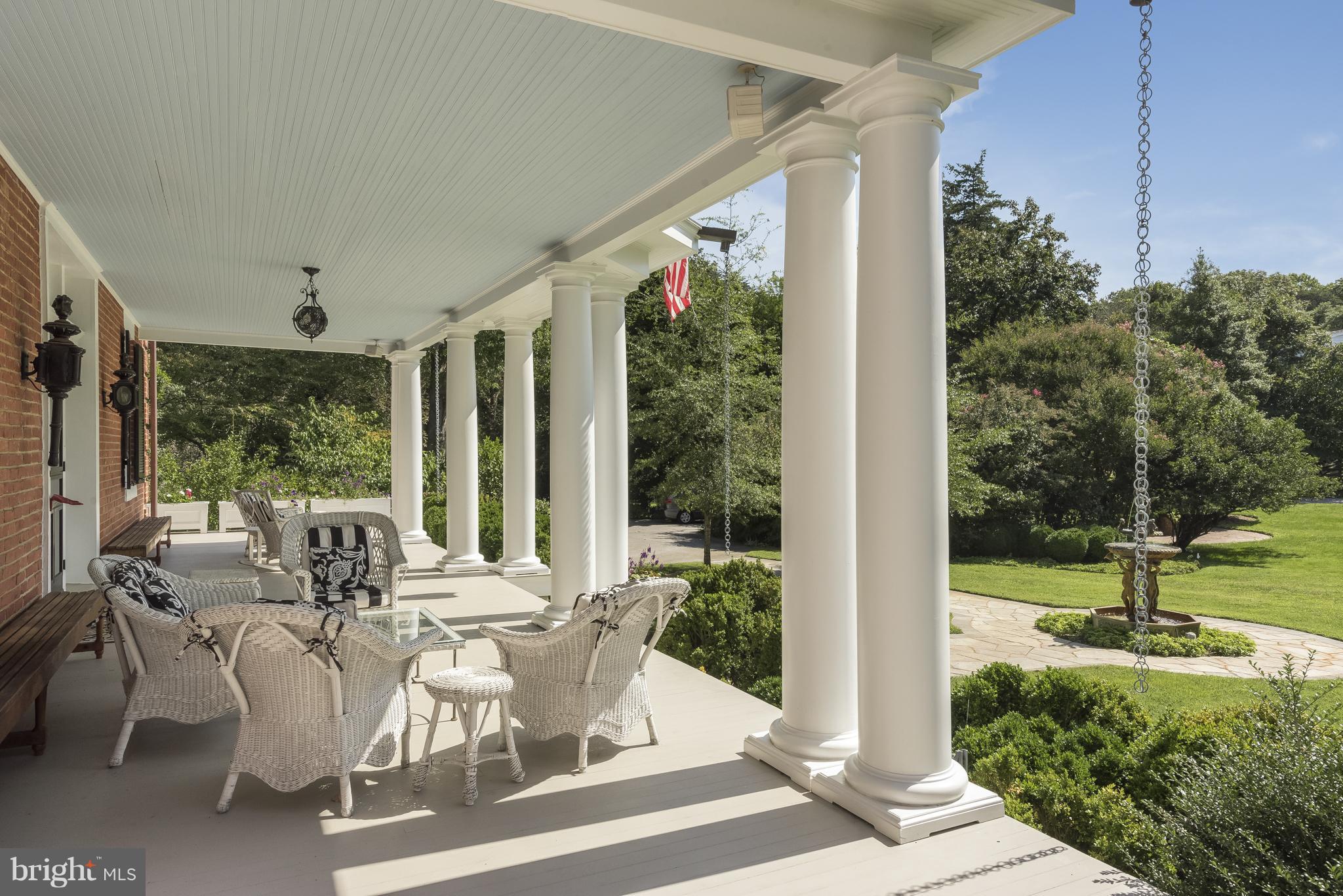 HARLEQUIN - Residential