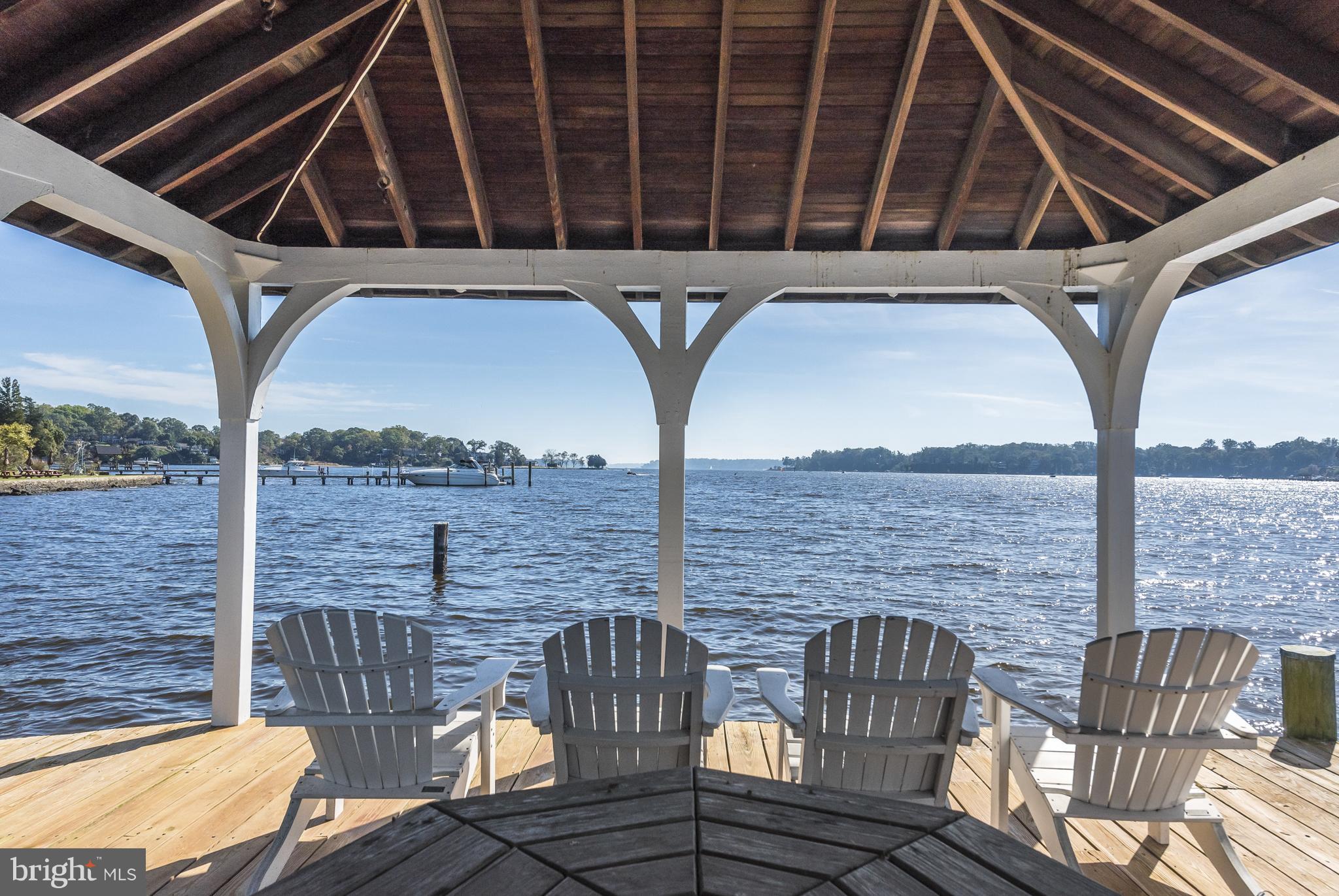 HARLEQUIN - Residential