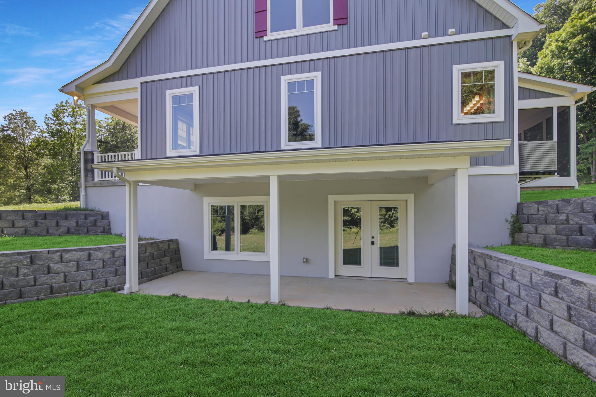 FOX MEADOW ESTATES - Residential