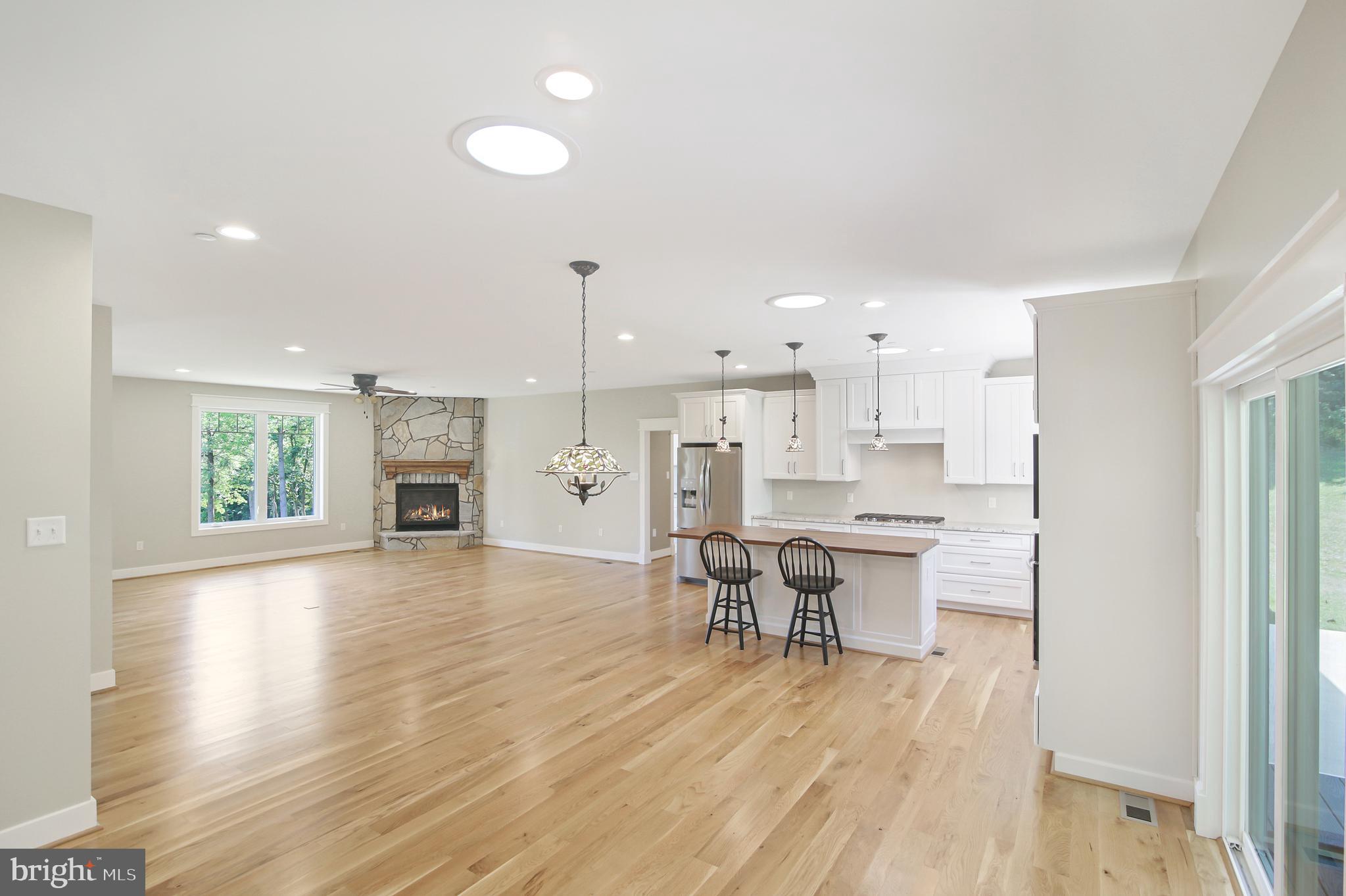 FOX MEADOW ESTATES - Residential