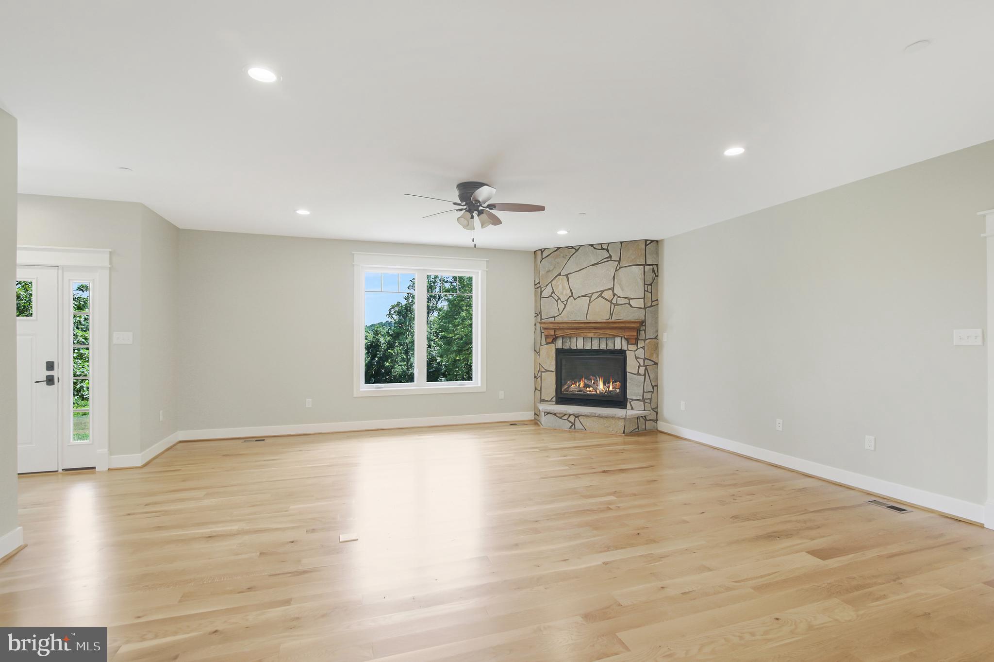 FOX MEADOW ESTATES - Residential