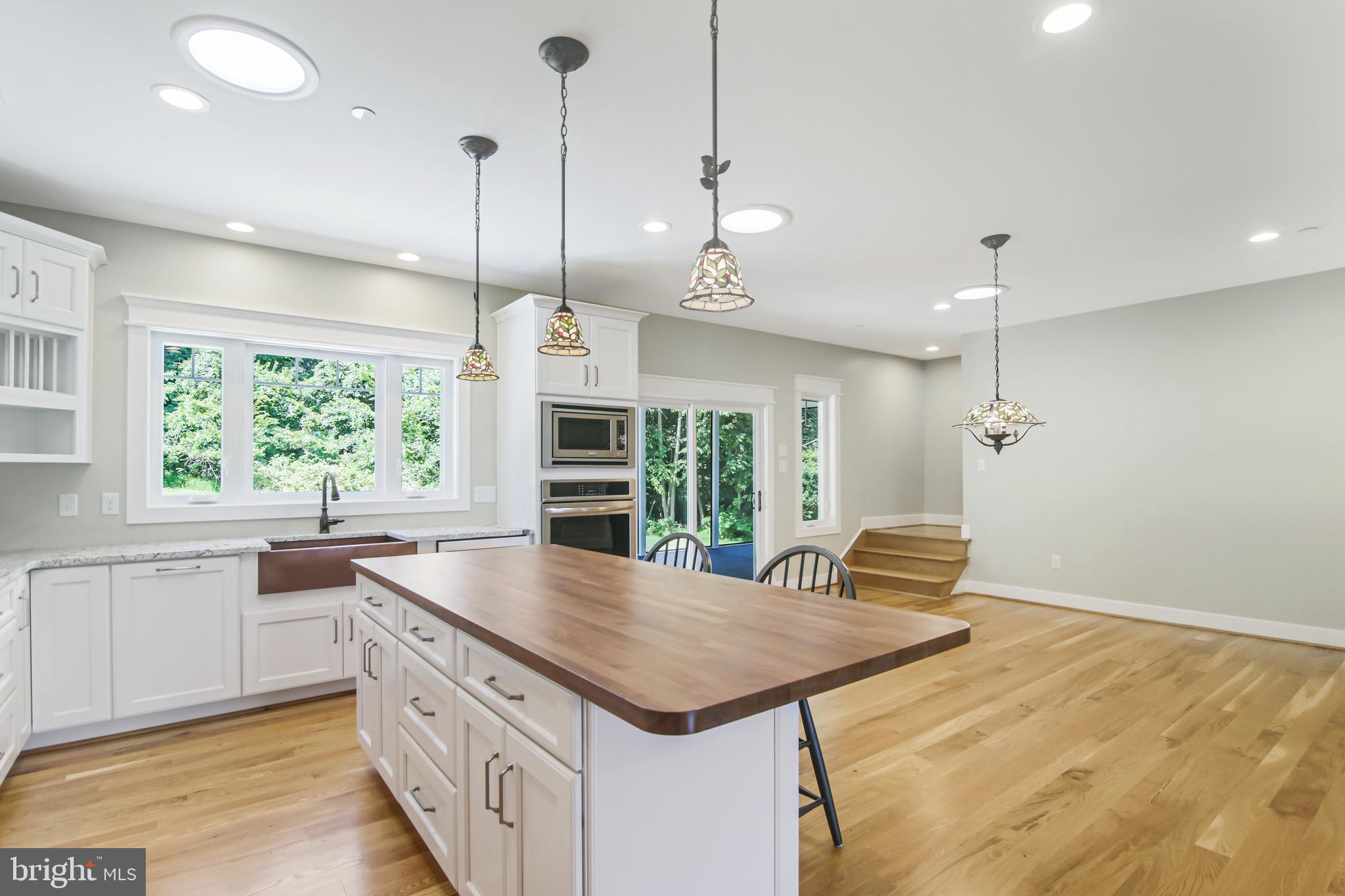 FOX MEADOW ESTATES - Residential