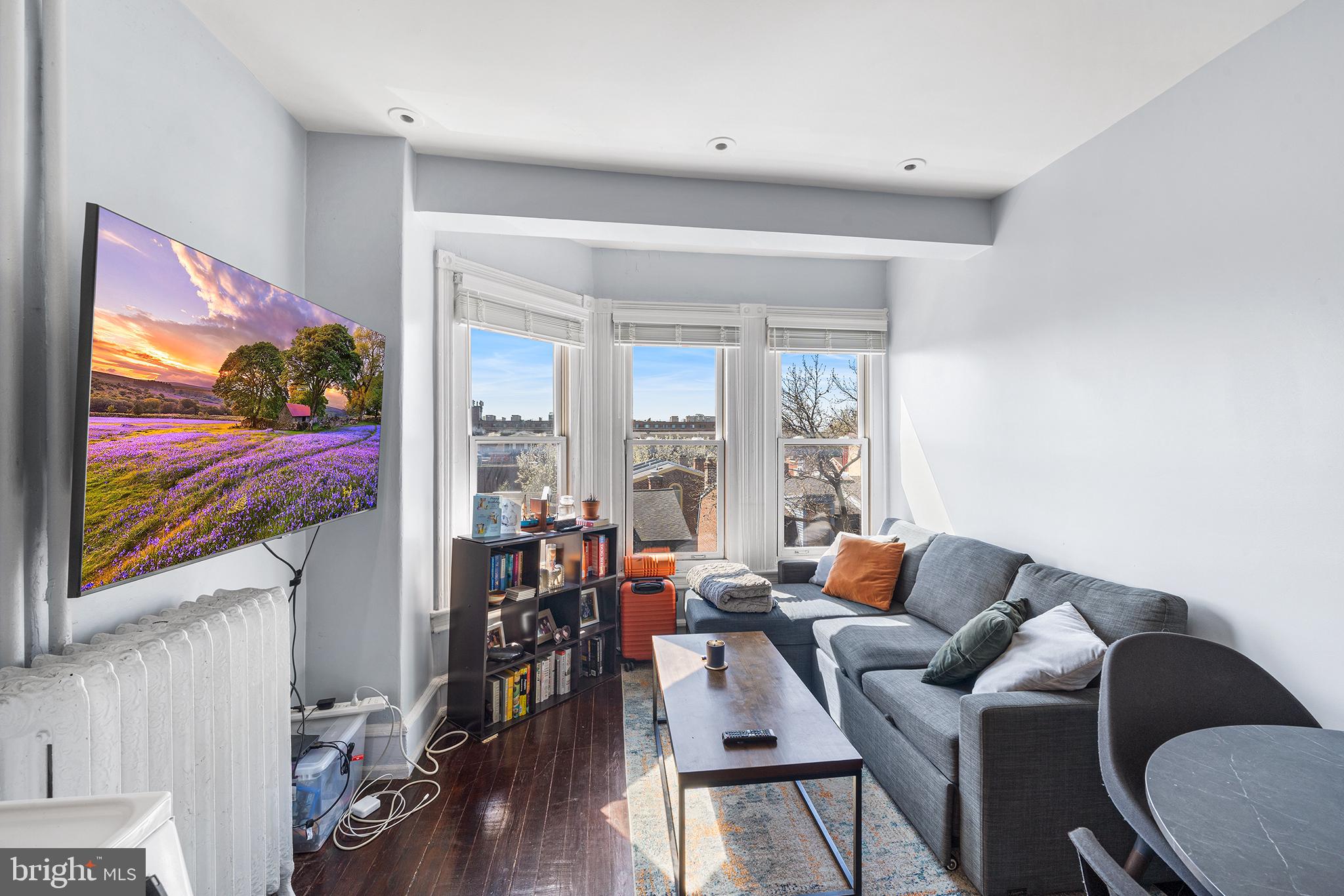 SOCIETY HILL - Residential Lease