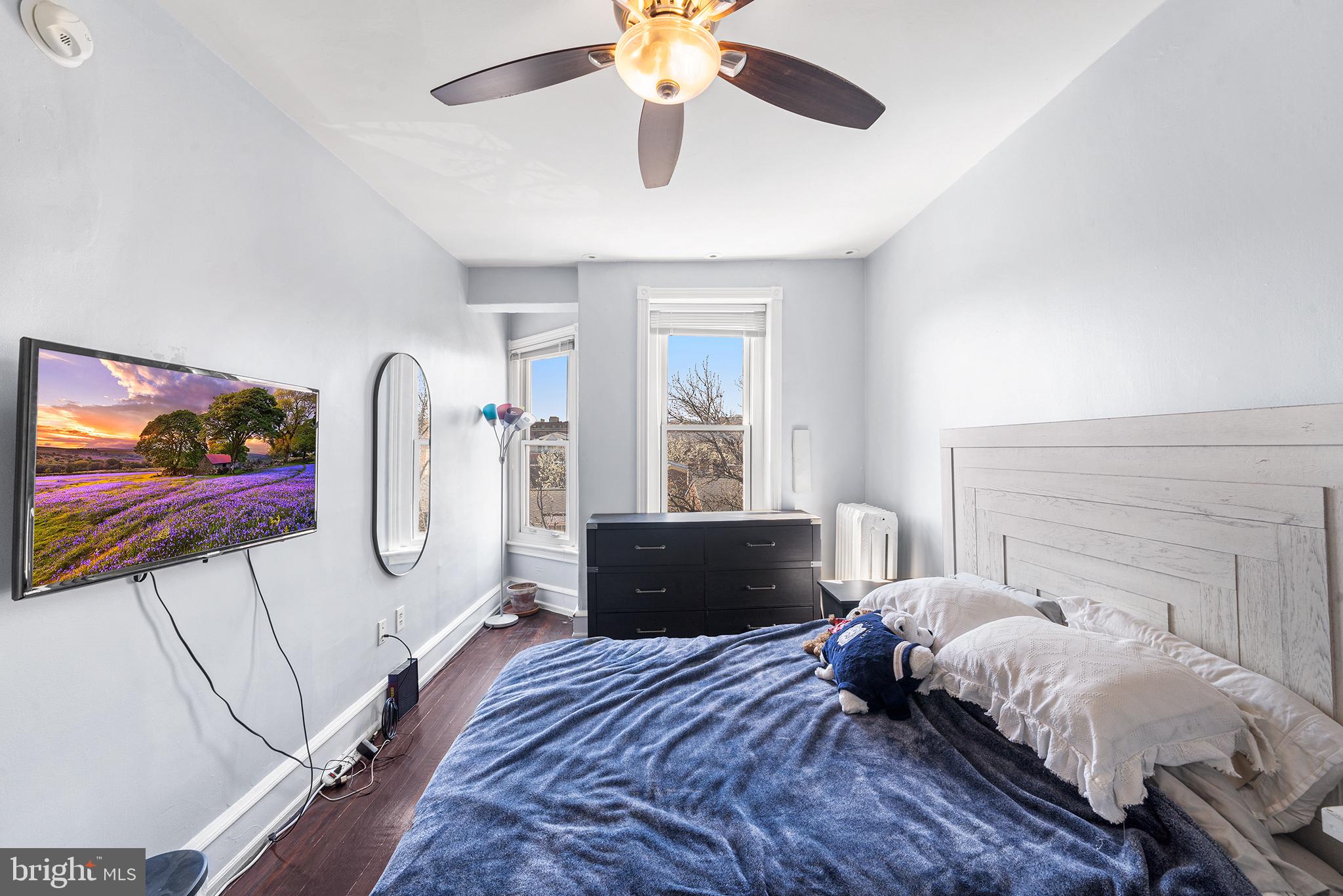 SOCIETY HILL - Residential Lease