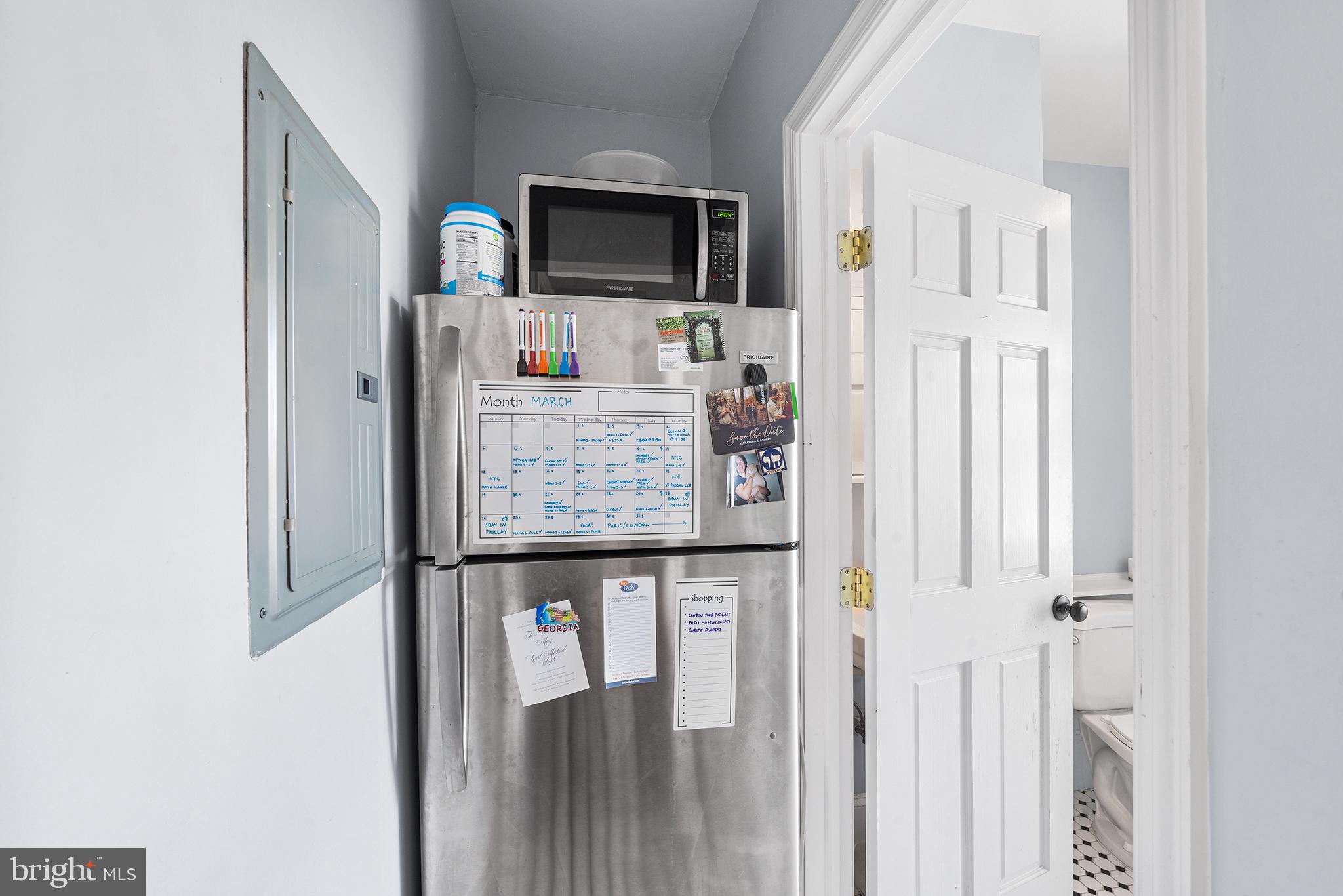 SOCIETY HILL - Residential Lease