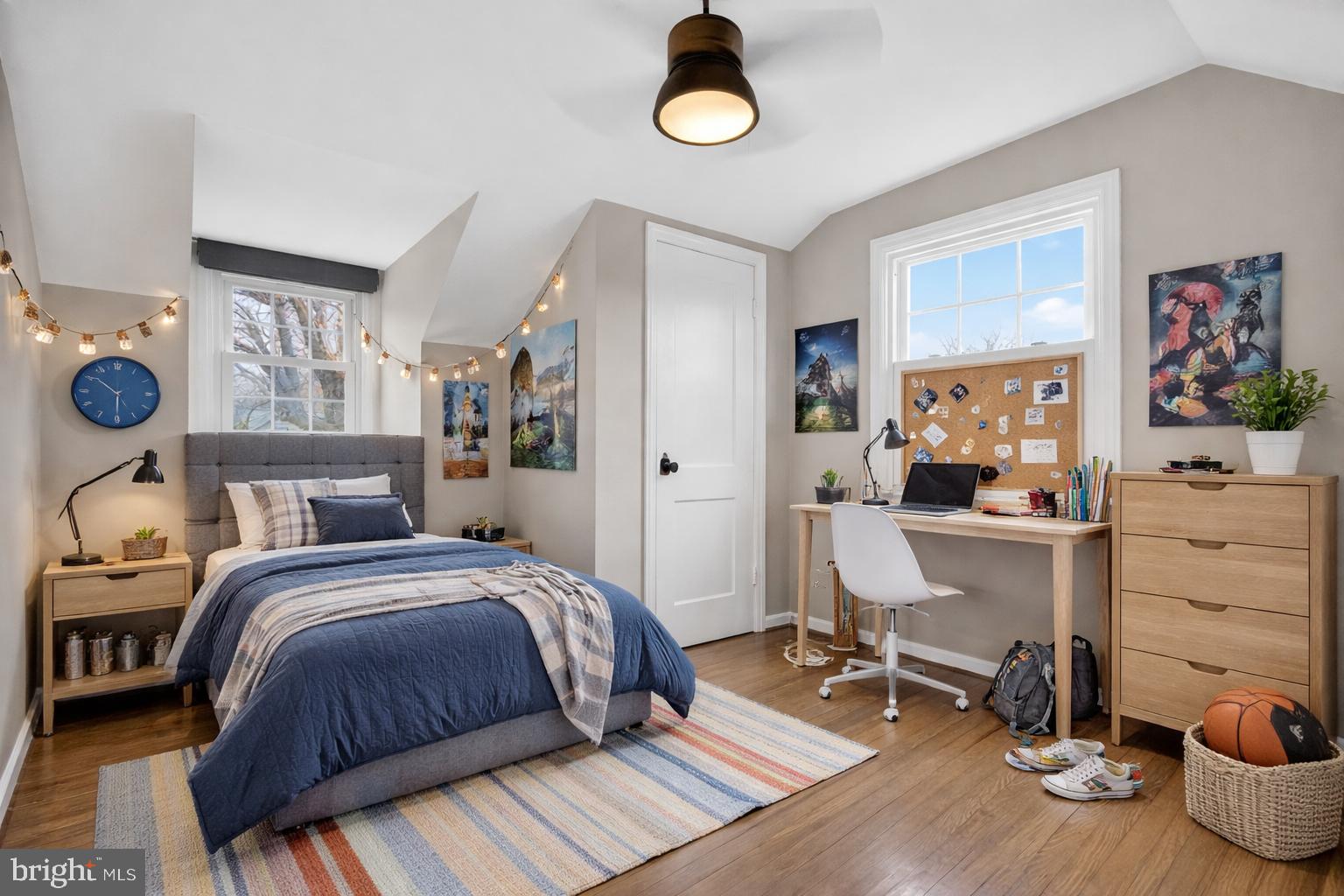 BUCKNELL MANOR - Residential