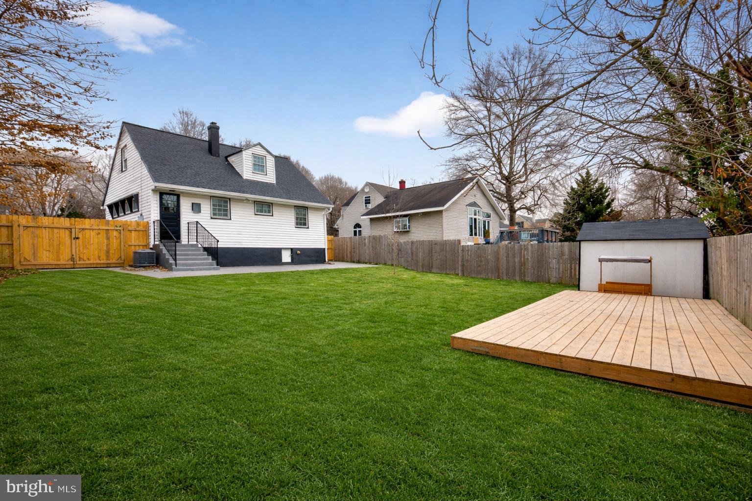 BUCKNELL MANOR - Residential