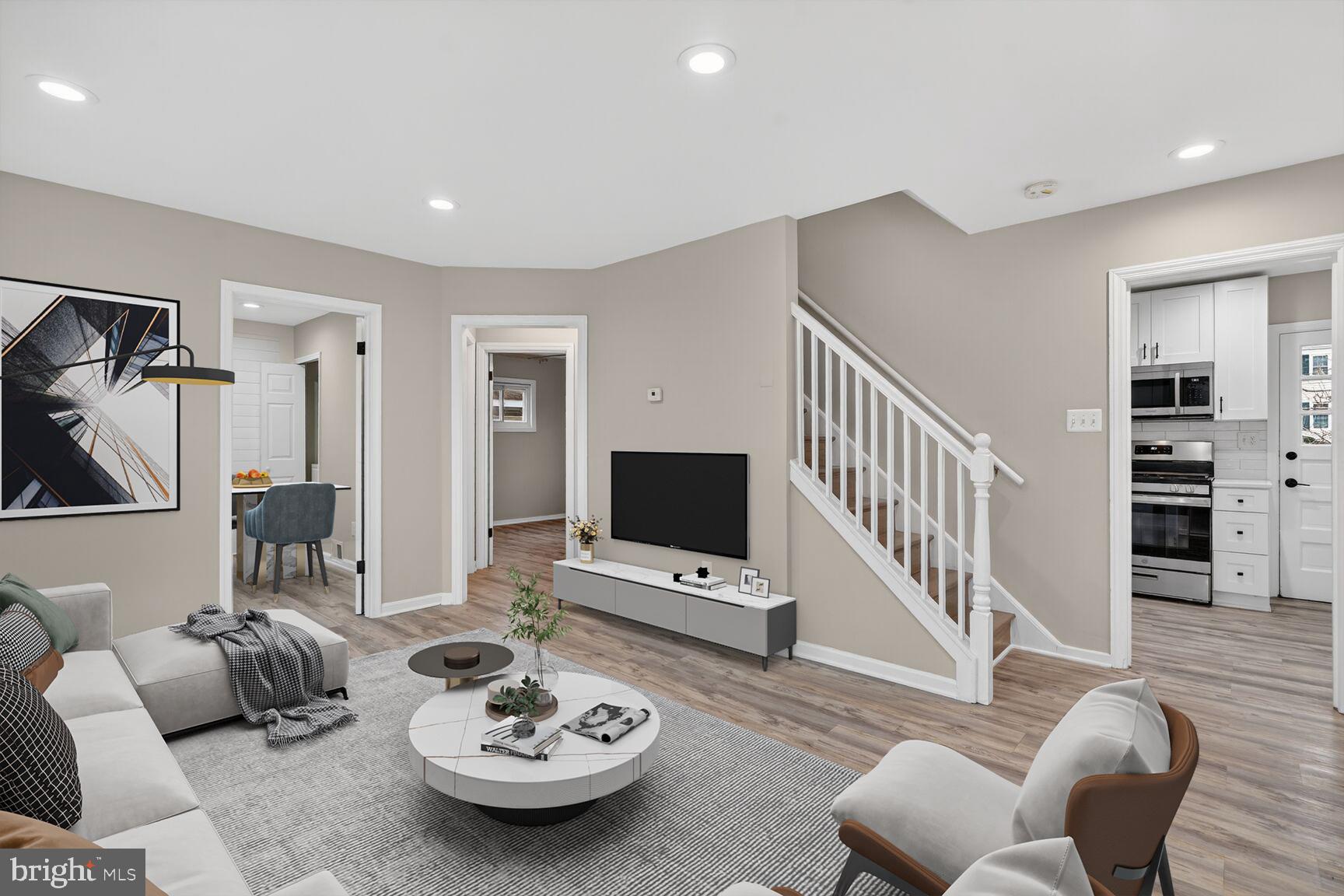 BUCKNELL MANOR - Residential