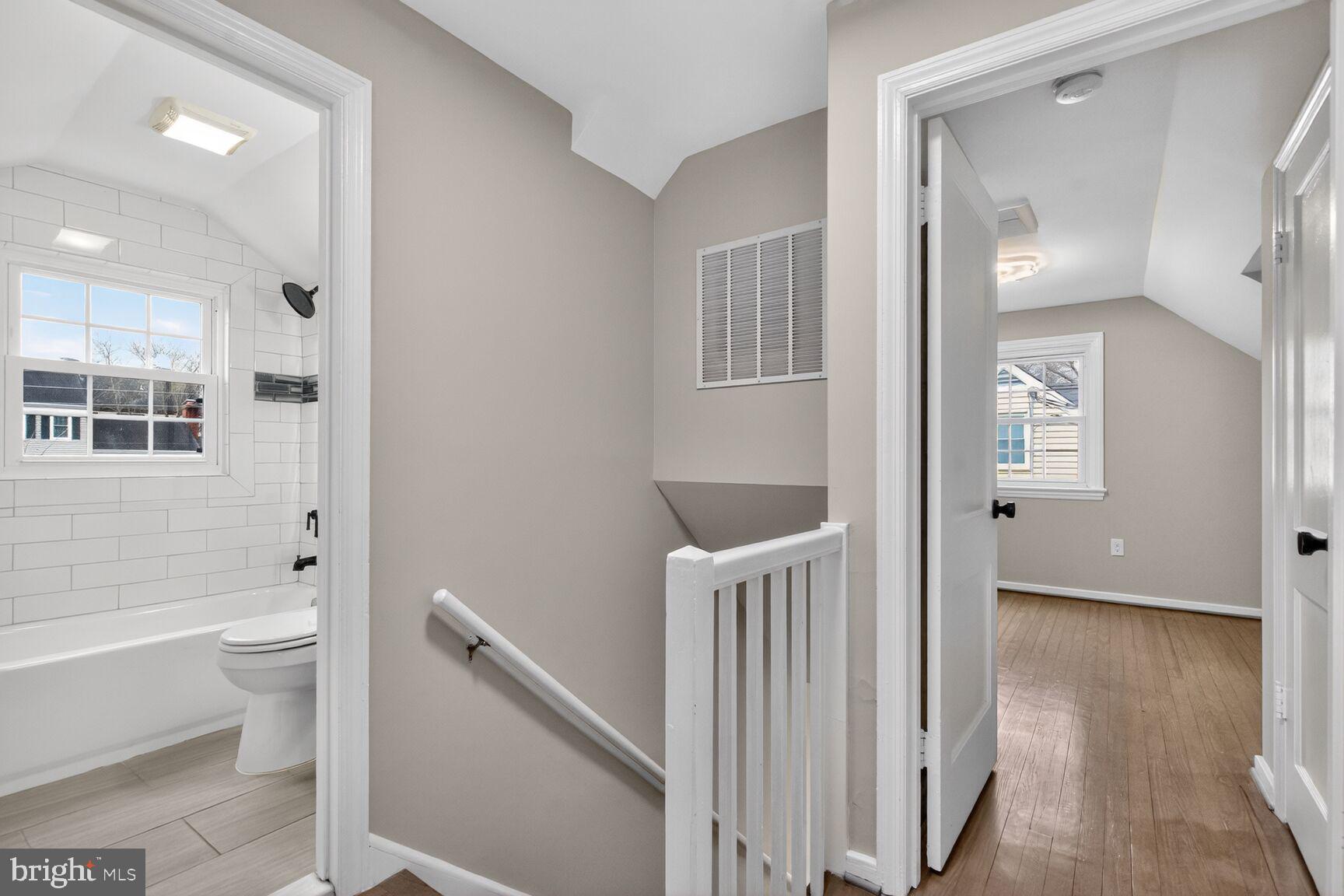 BUCKNELL MANOR - Residential