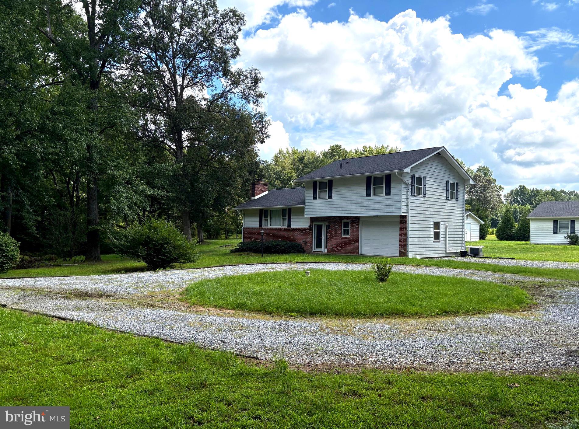 HYELAND ESTATES - Residential