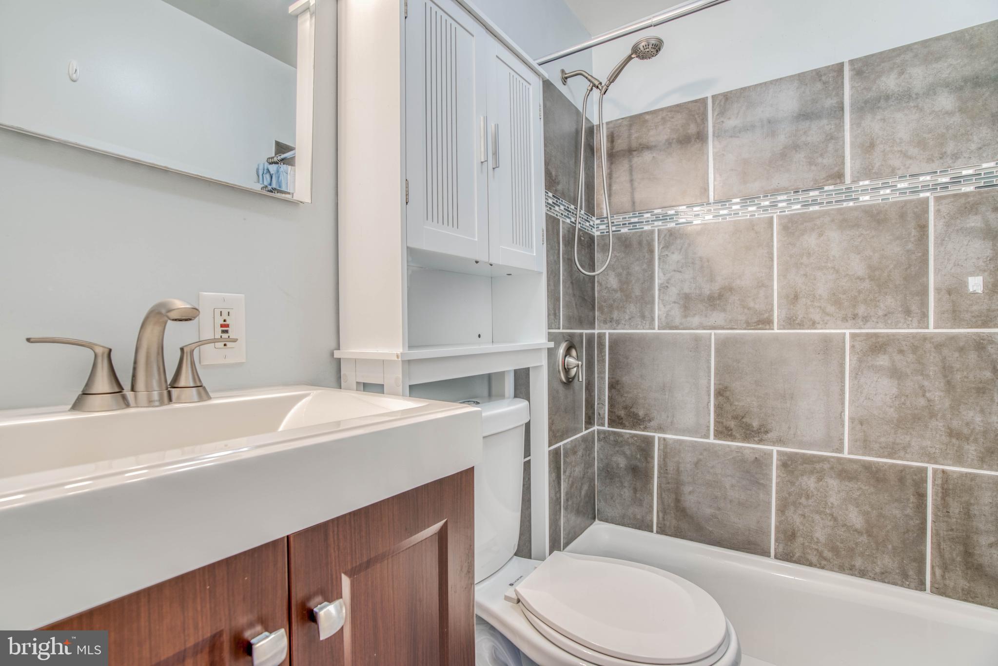 EASTFIELD - Residential