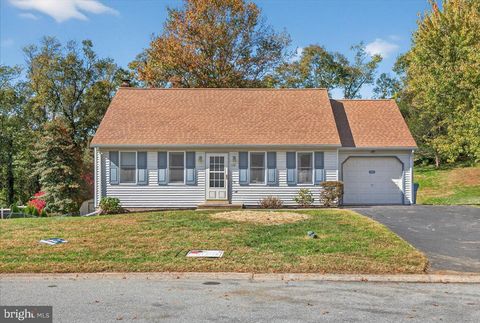 364 PRIMROSE LANE MOUNTVILLE PA 17554