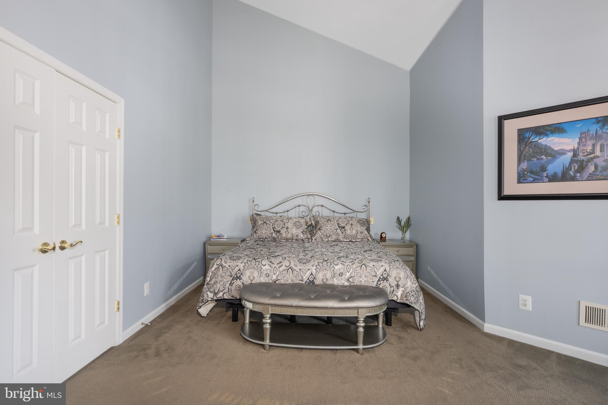 FALLSGROVE - Residential