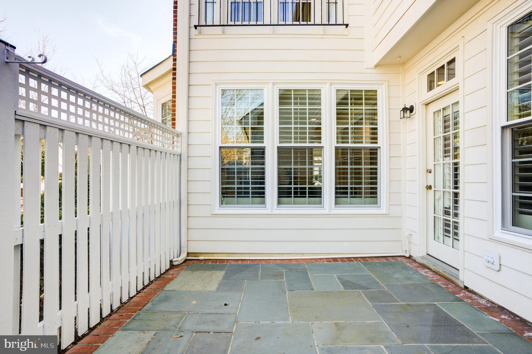 FALLSGROVE - Residential