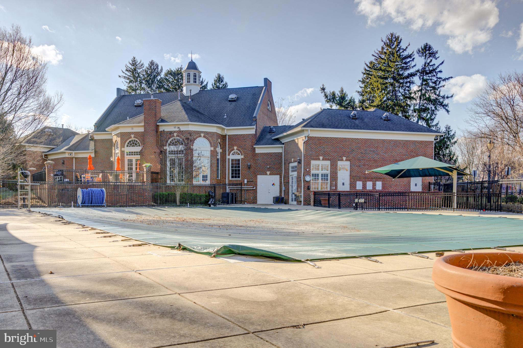 FALLSGROVE - Residential