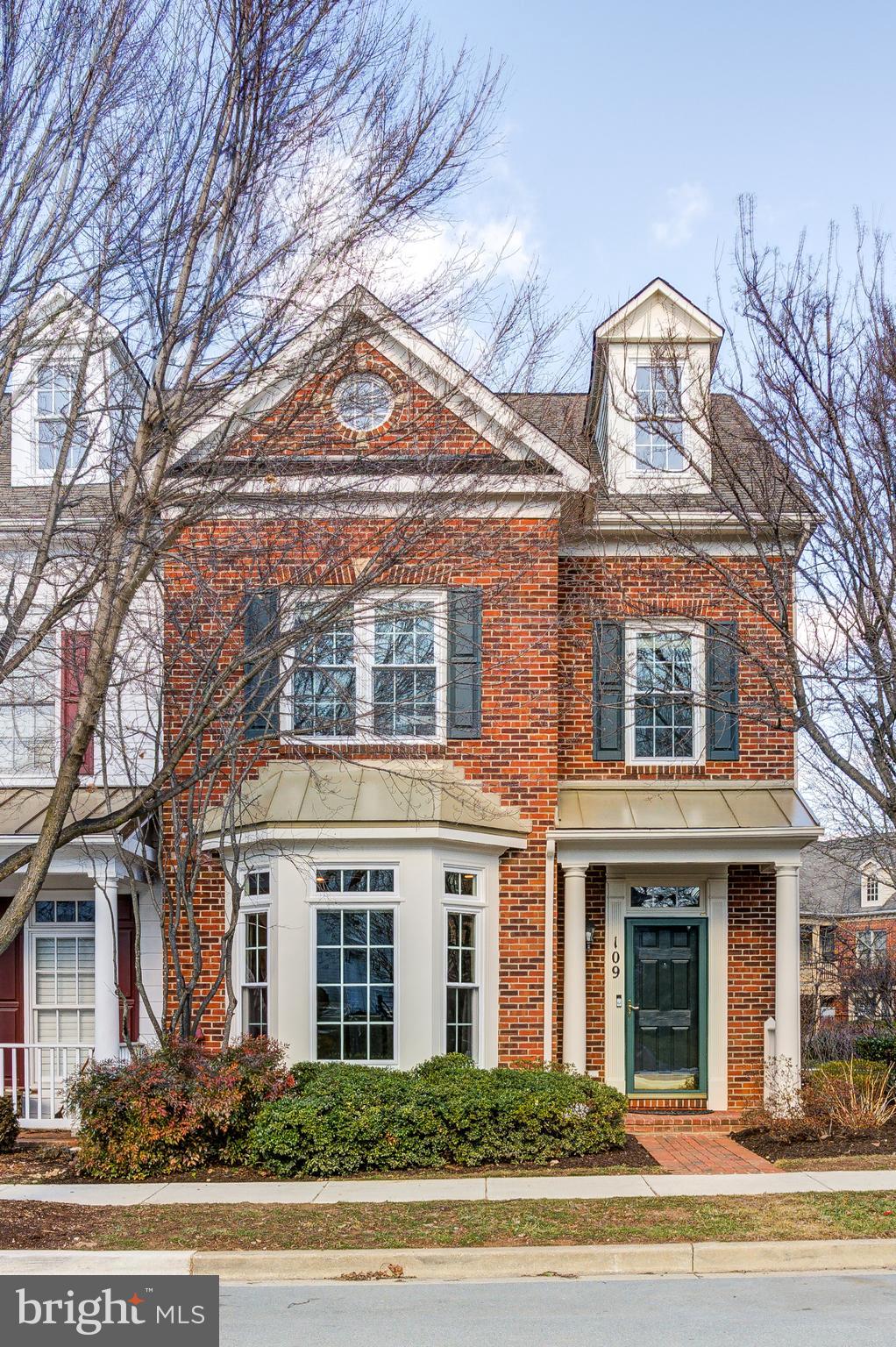 FALLSGROVE - Residential