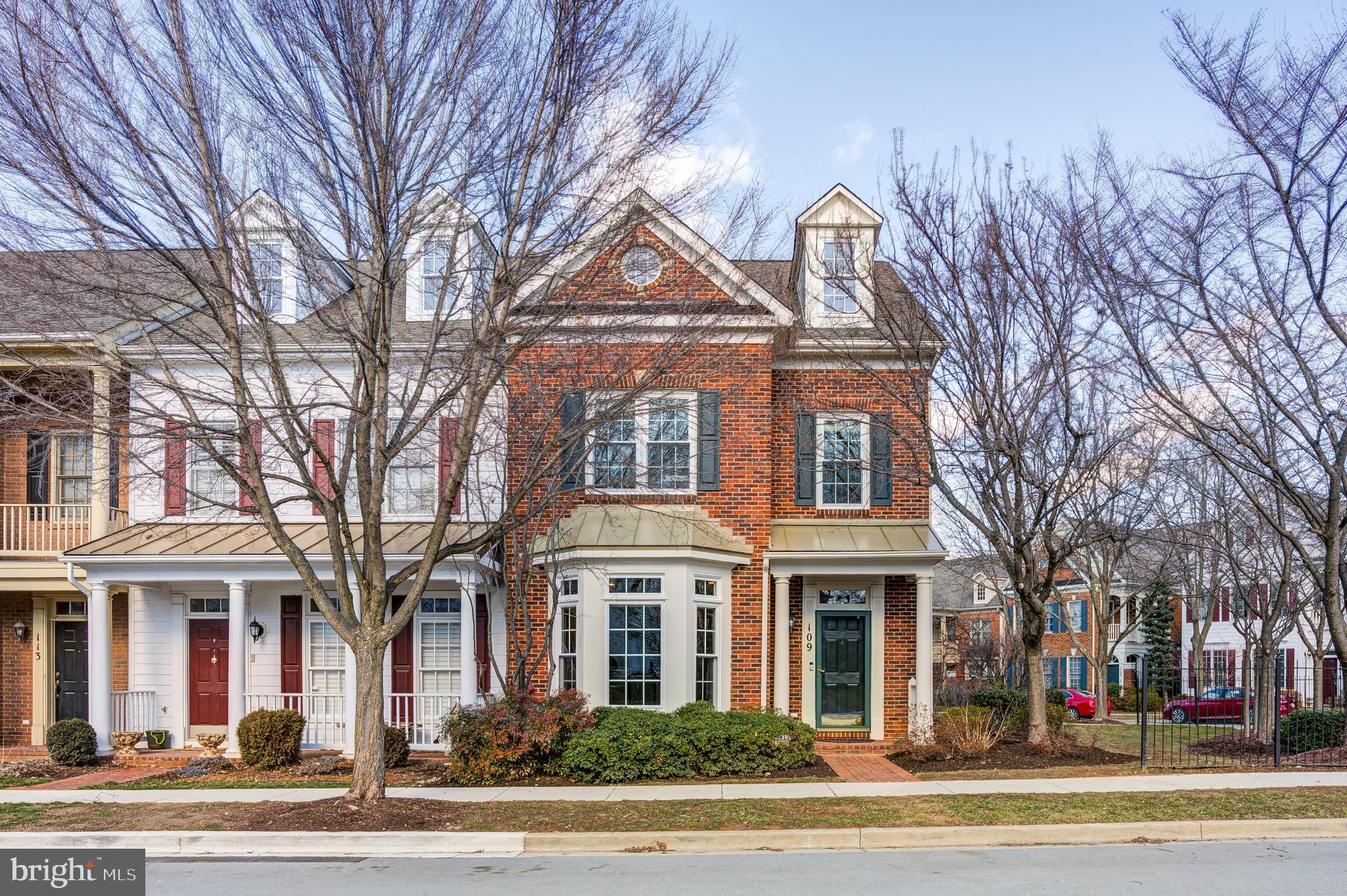 FALLSGROVE - Residential