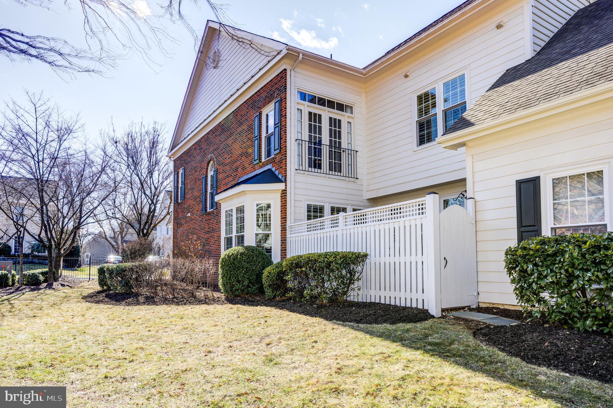 FALLSGROVE - Residential