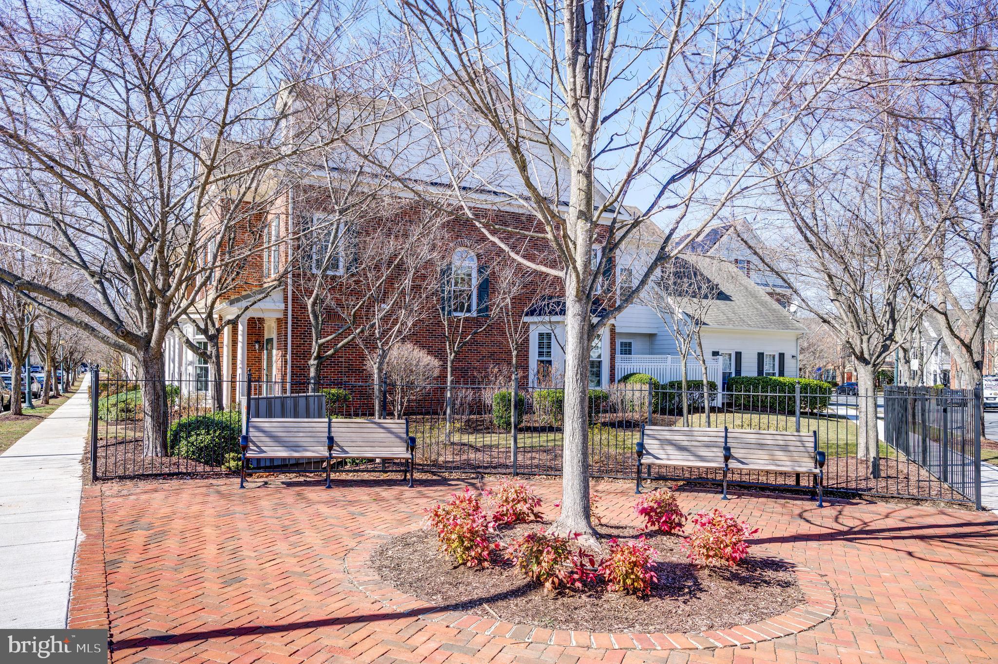 FALLSGROVE - Residential