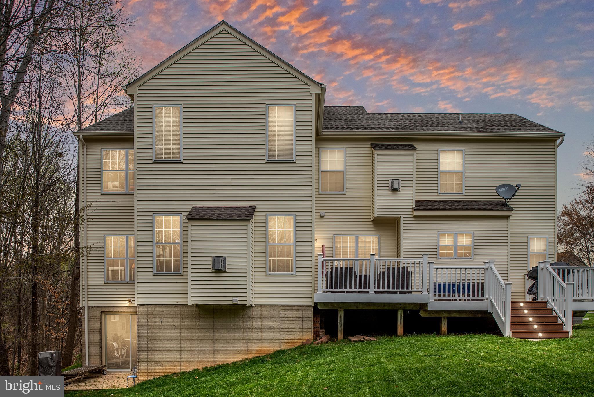 HAMPTON OAKS - Residential