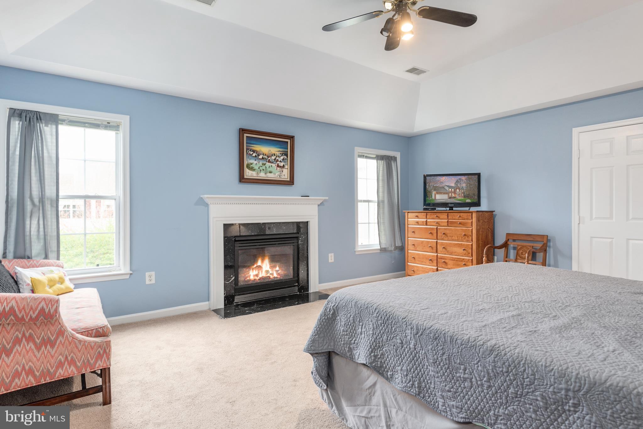 HAMPTON OAKS - Residential