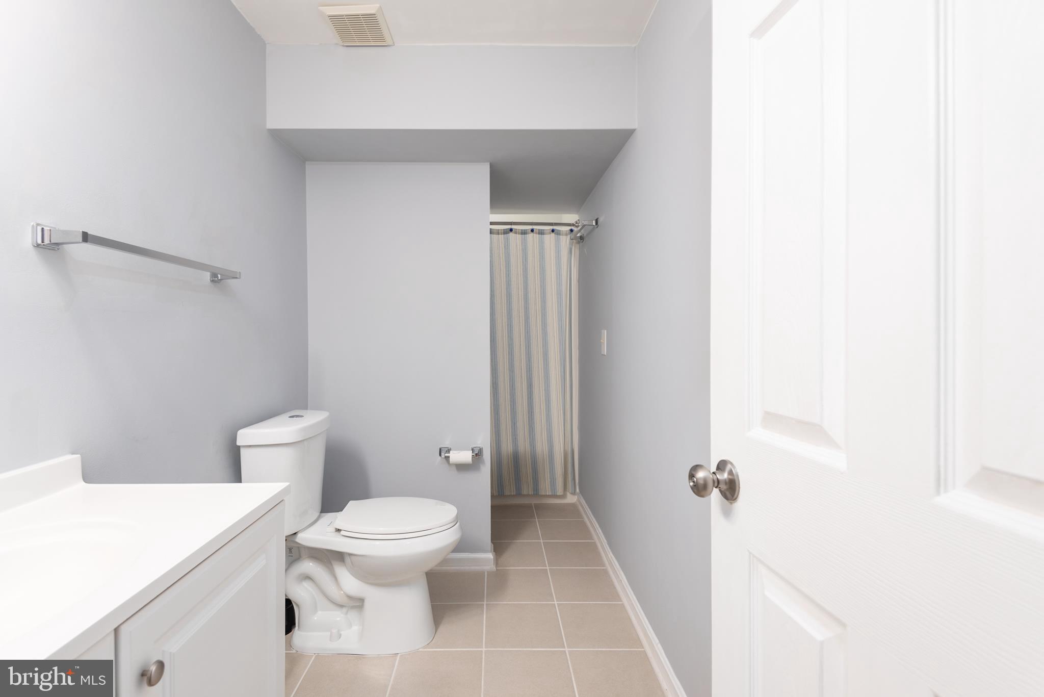 HAMPTON OAKS - Residential