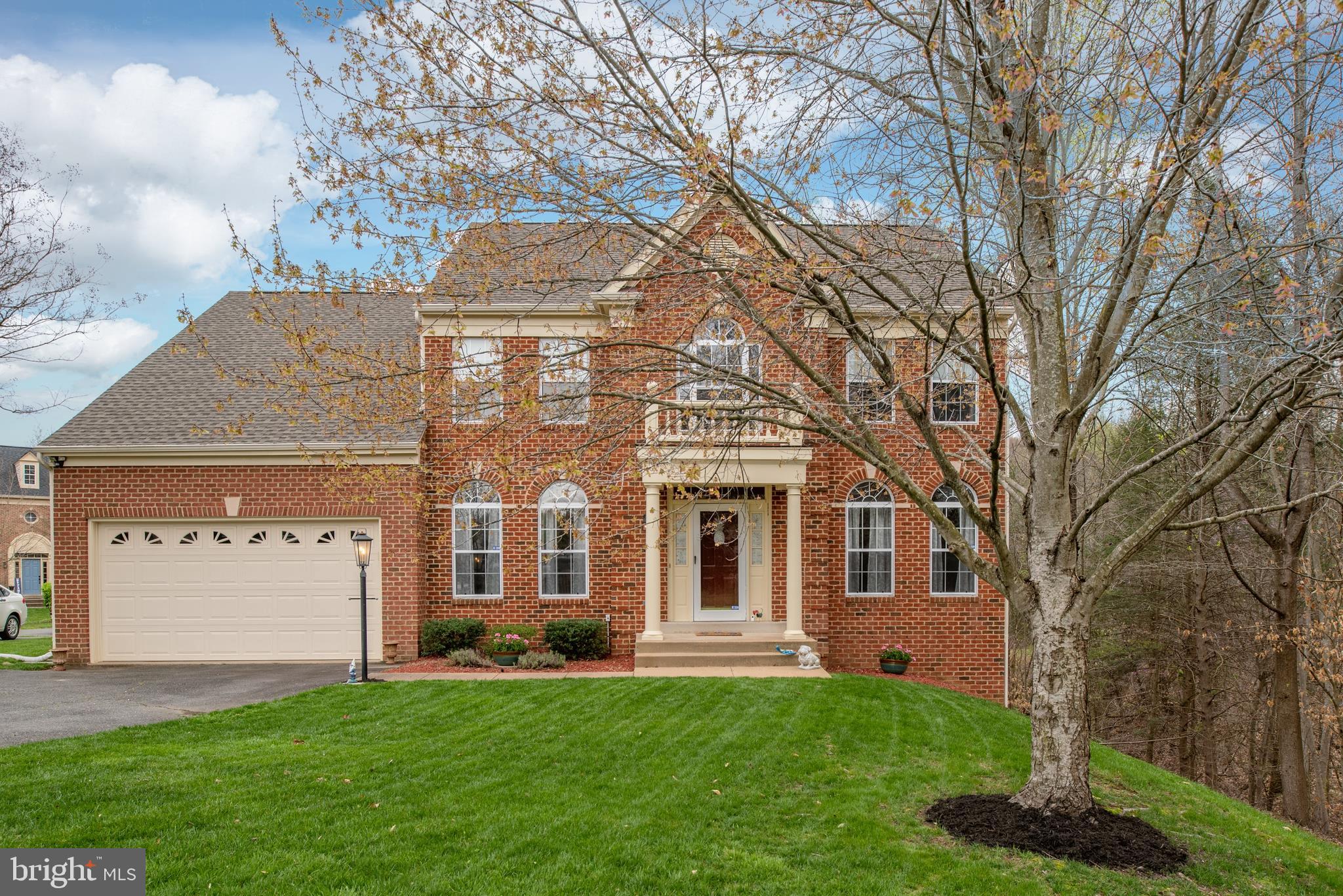 HAMPTON OAKS - Residential