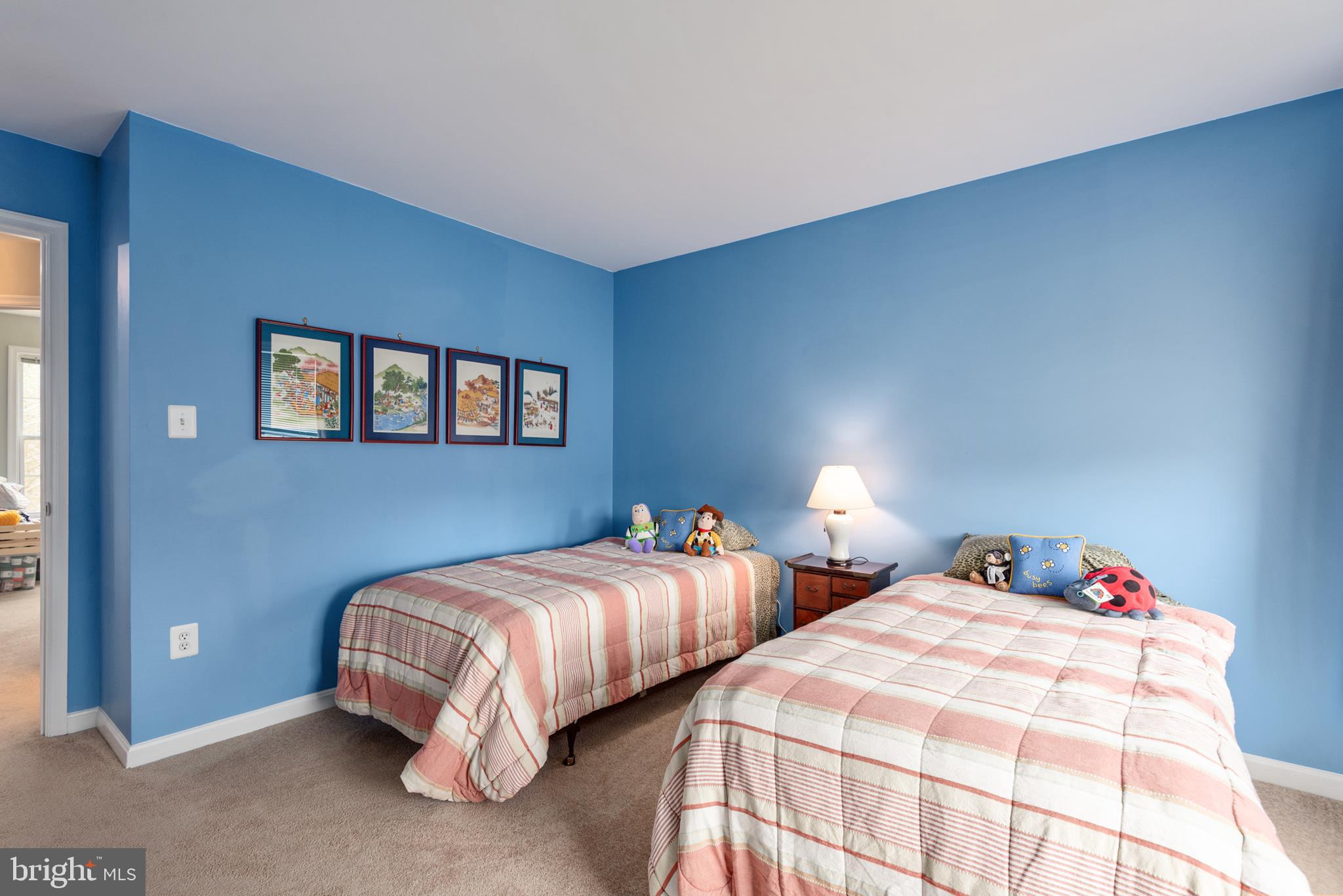 HAMPTON OAKS - Residential