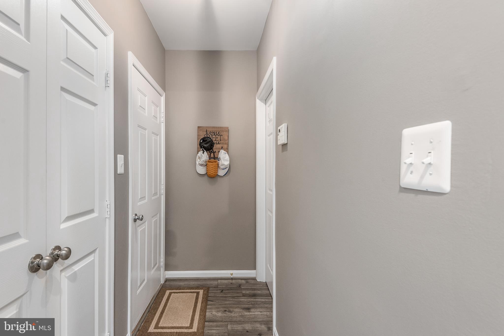 HAMPTON OAKS - Residential