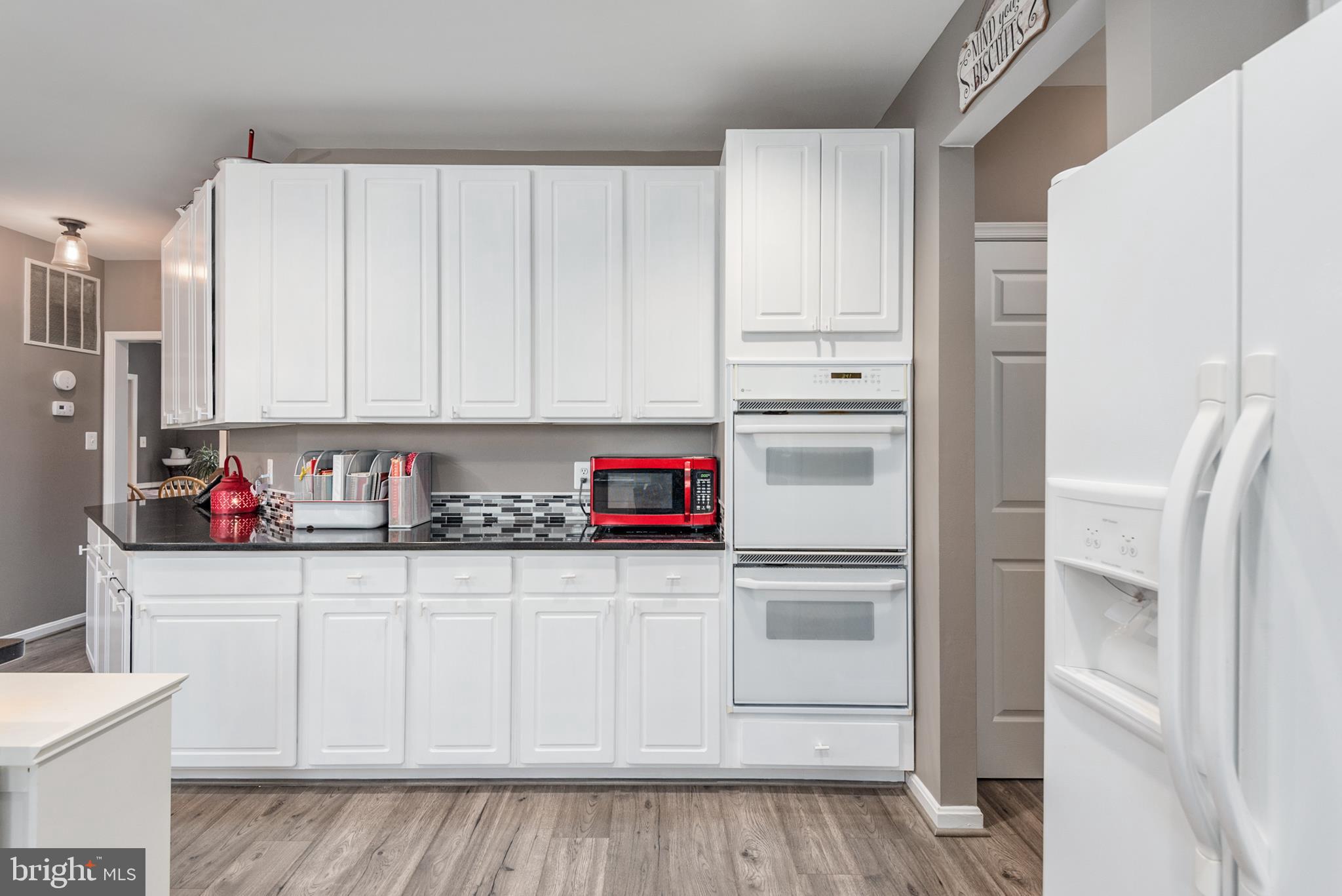 HAMPTON OAKS - Residential