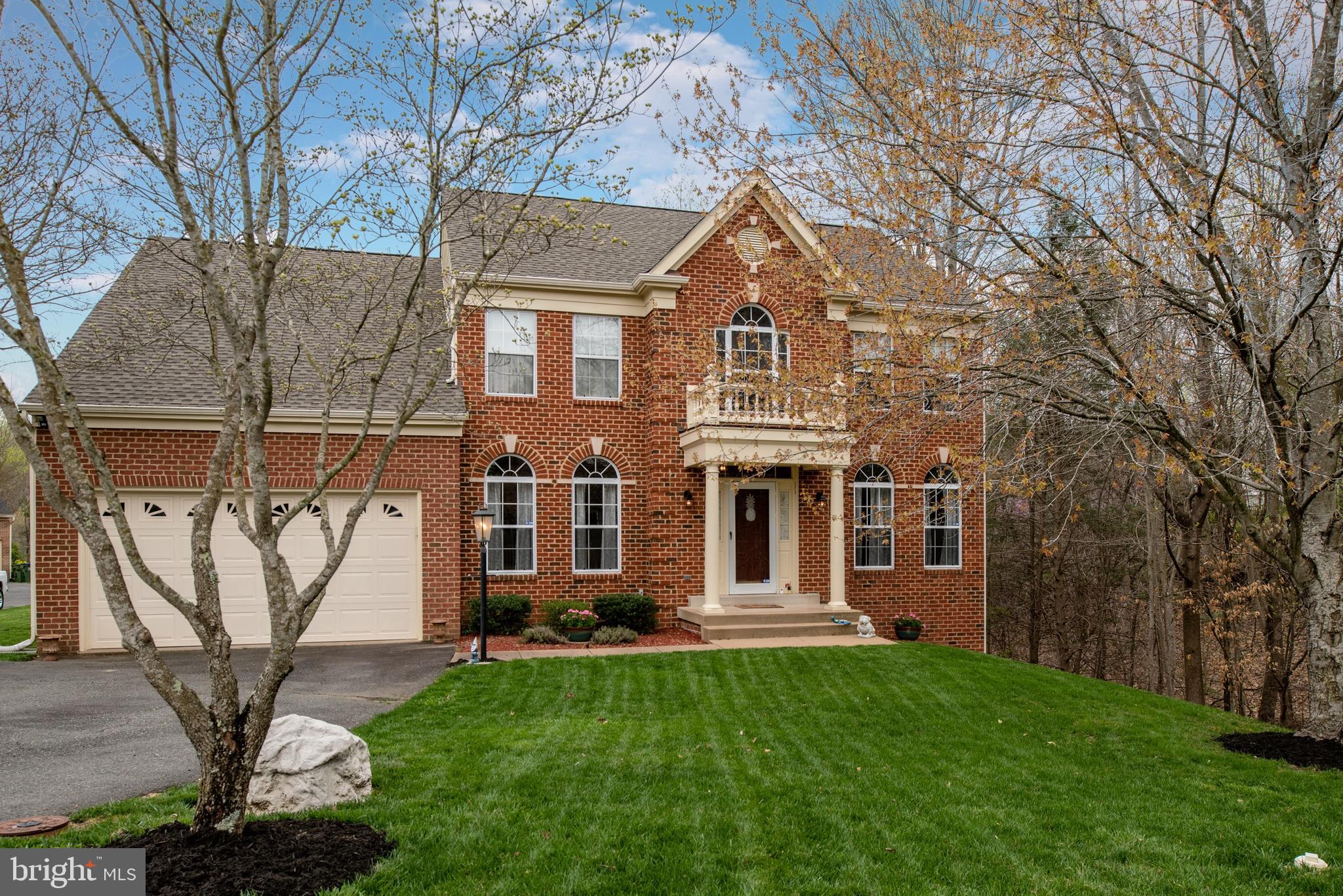 HAMPTON OAKS - Residential