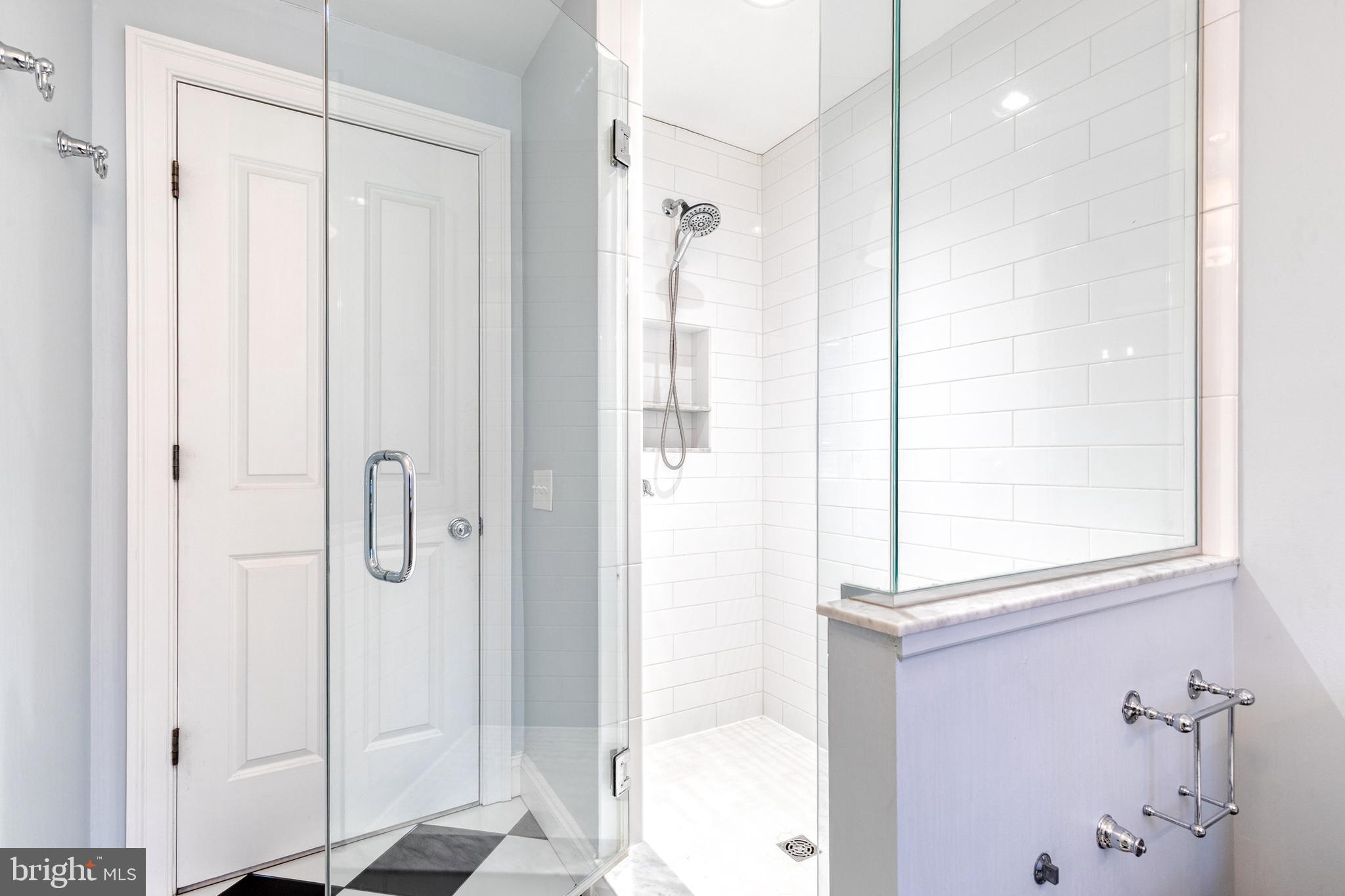 RUXTON - Residential