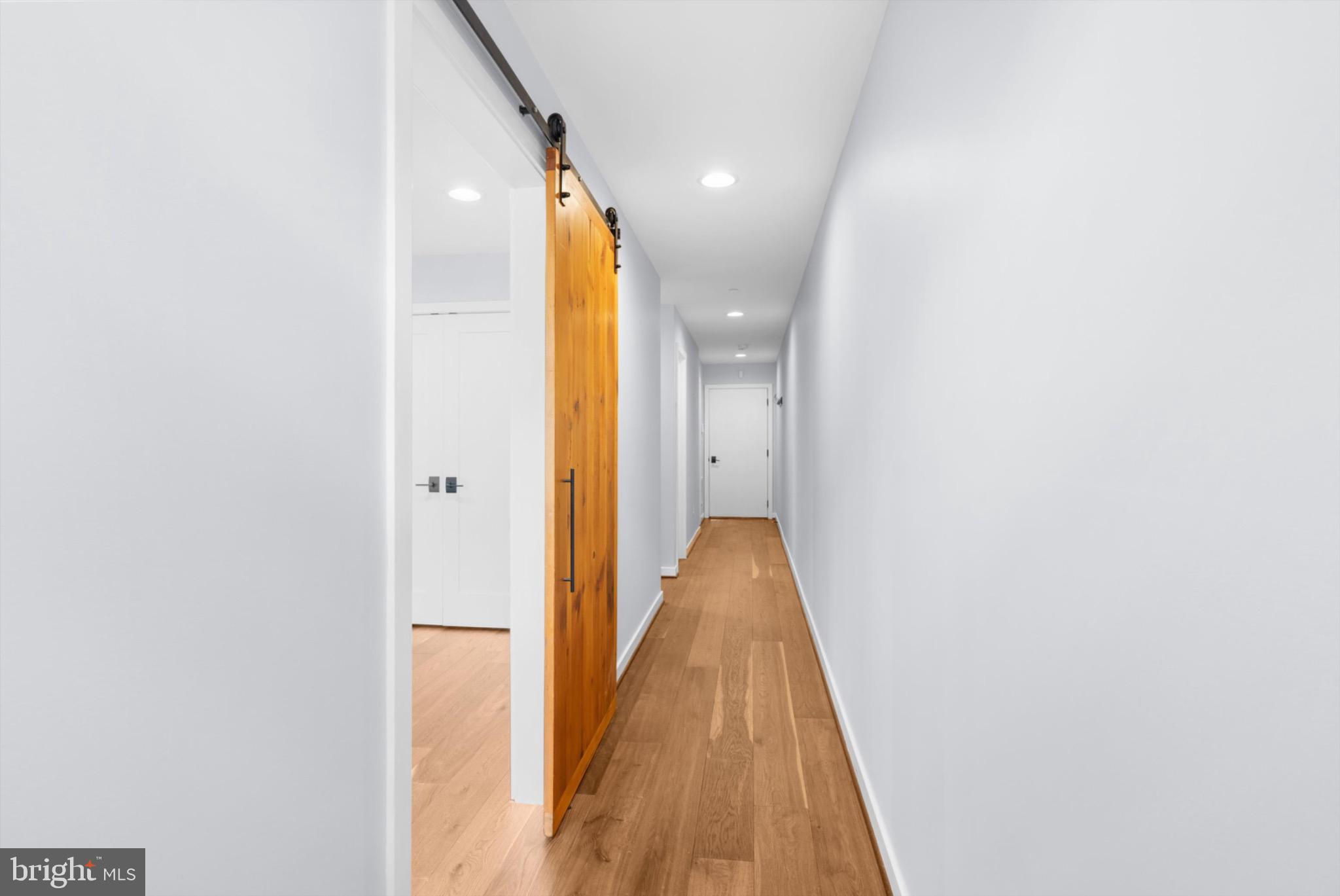 2317 E FAIRMOUNT AVENUE