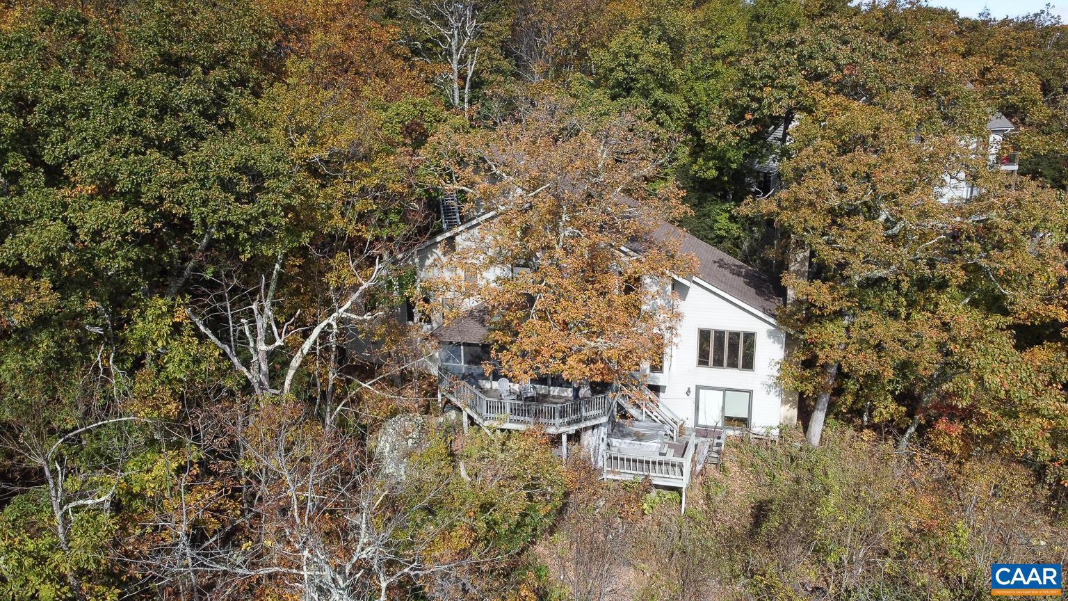 WINTERGREEN RESORT - Residential