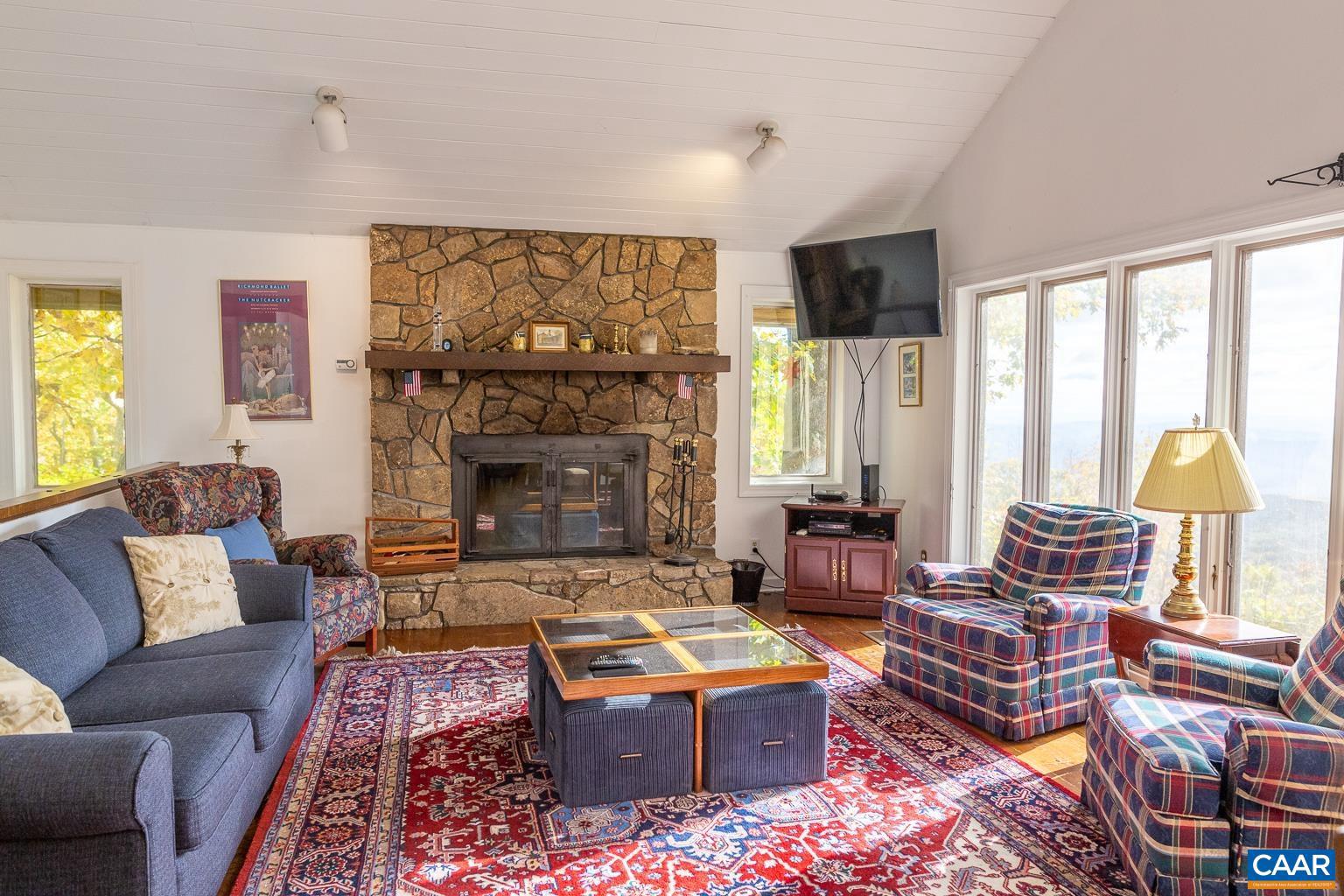 WINTERGREEN RESORT - Residential